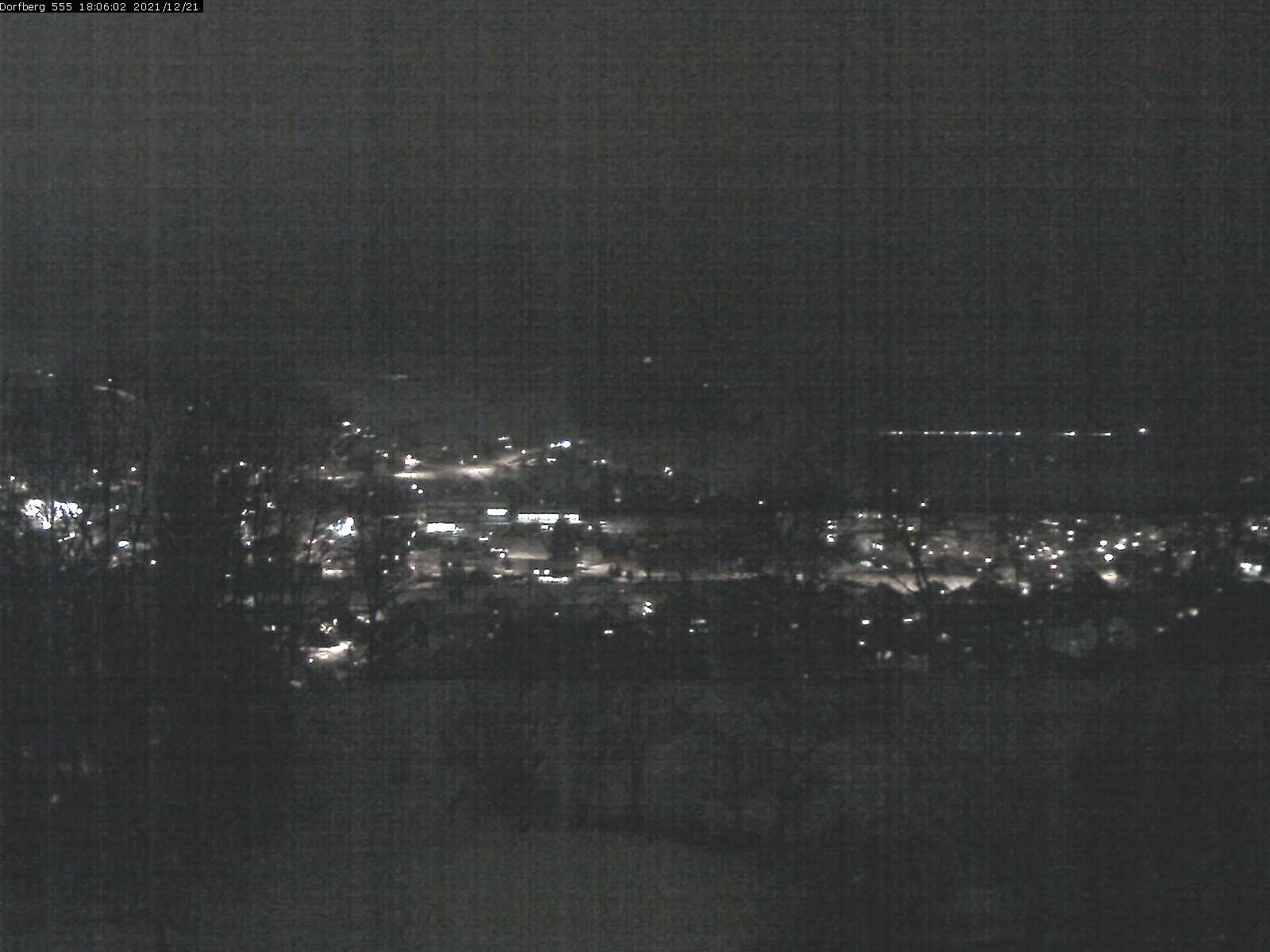 Webcam-Bild: Aussicht vom Dorfberg in Langnau 20211221-180601