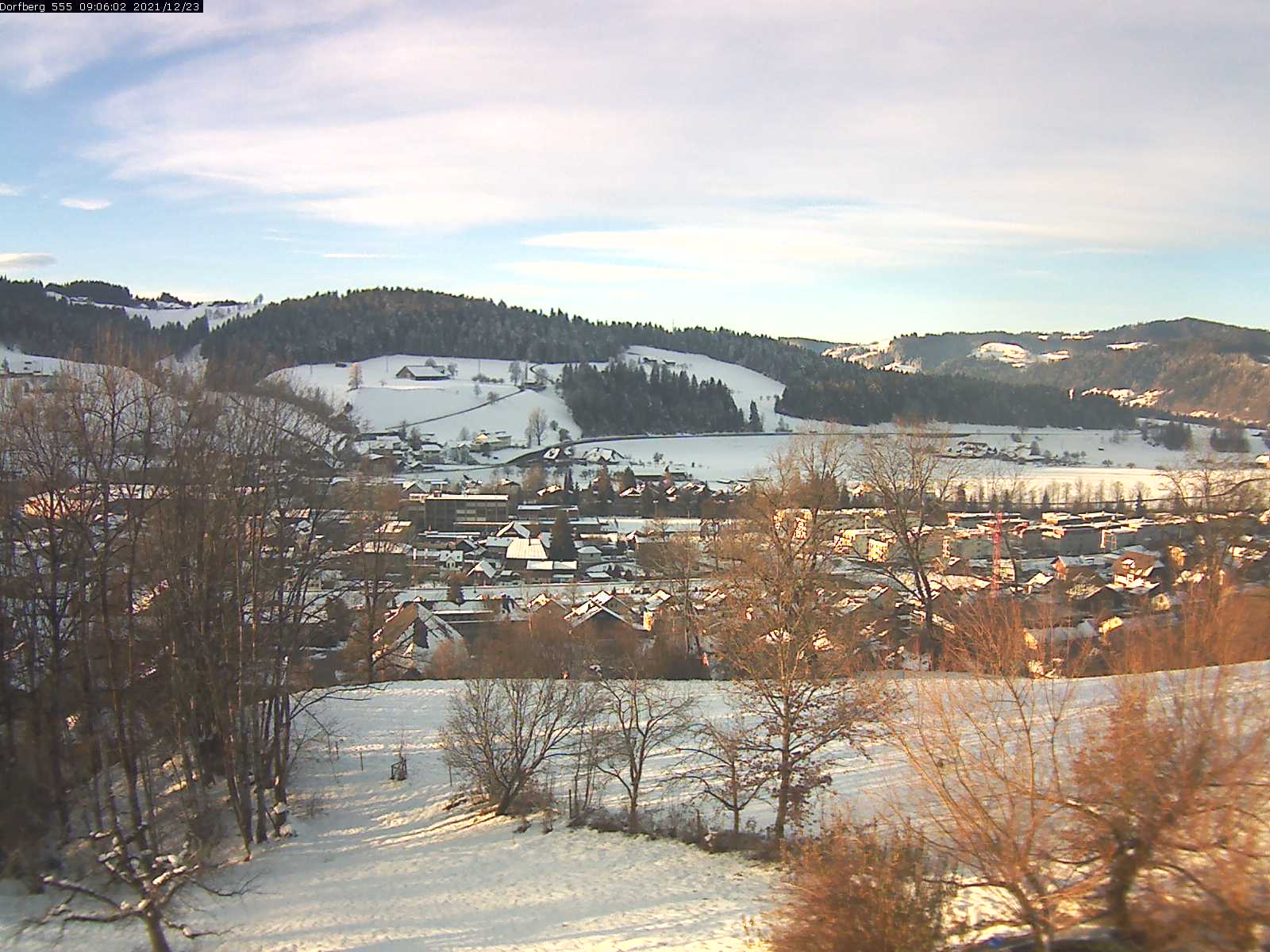 Webcam-Bild: Aussicht vom Dorfberg in Langnau 20211223-090601
