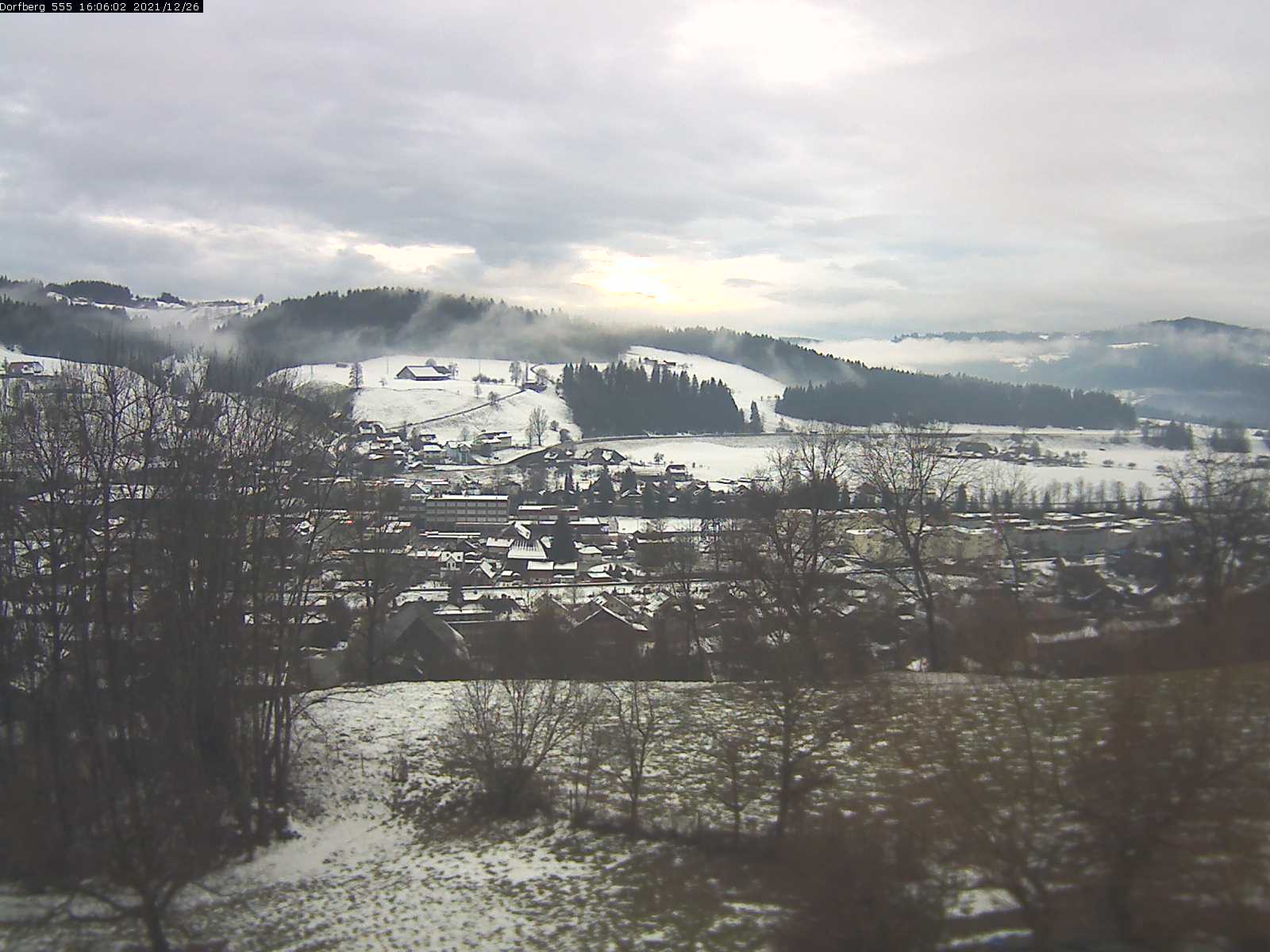 Webcam-Bild: Aussicht vom Dorfberg in Langnau 20211226-160601