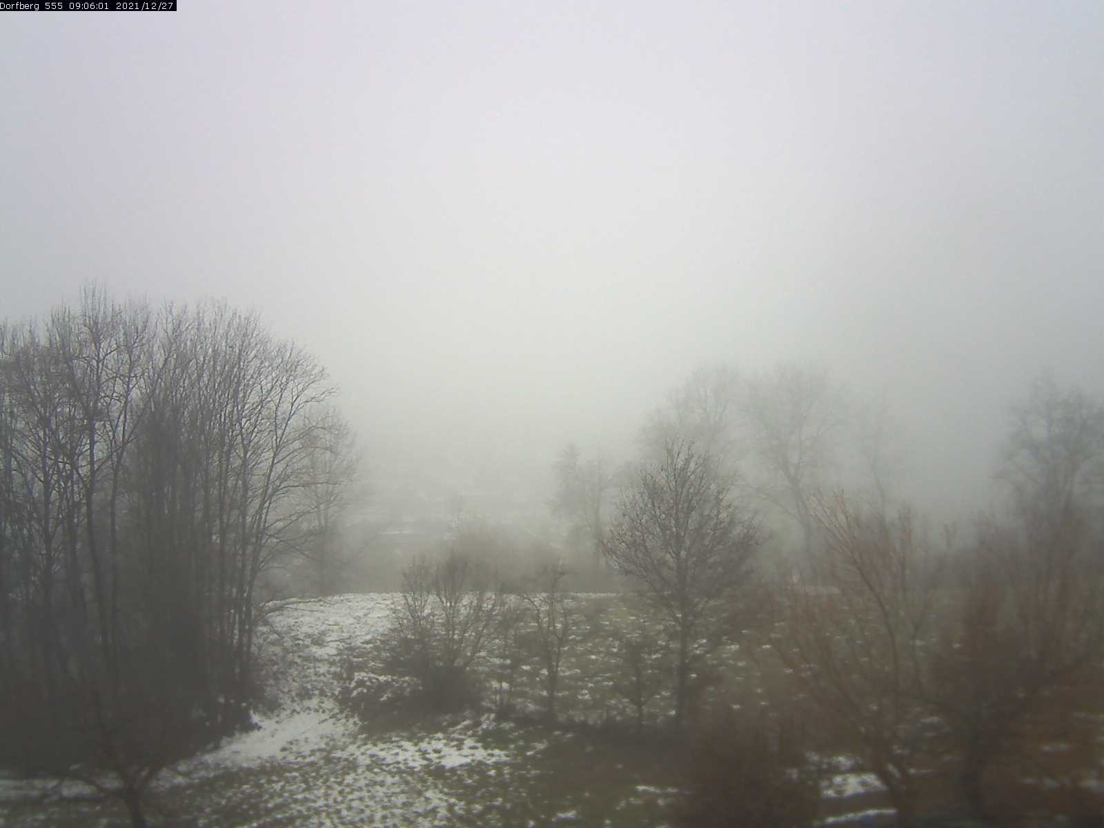 Webcam-Bild: Aussicht vom Dorfberg in Langnau 20211227-090601