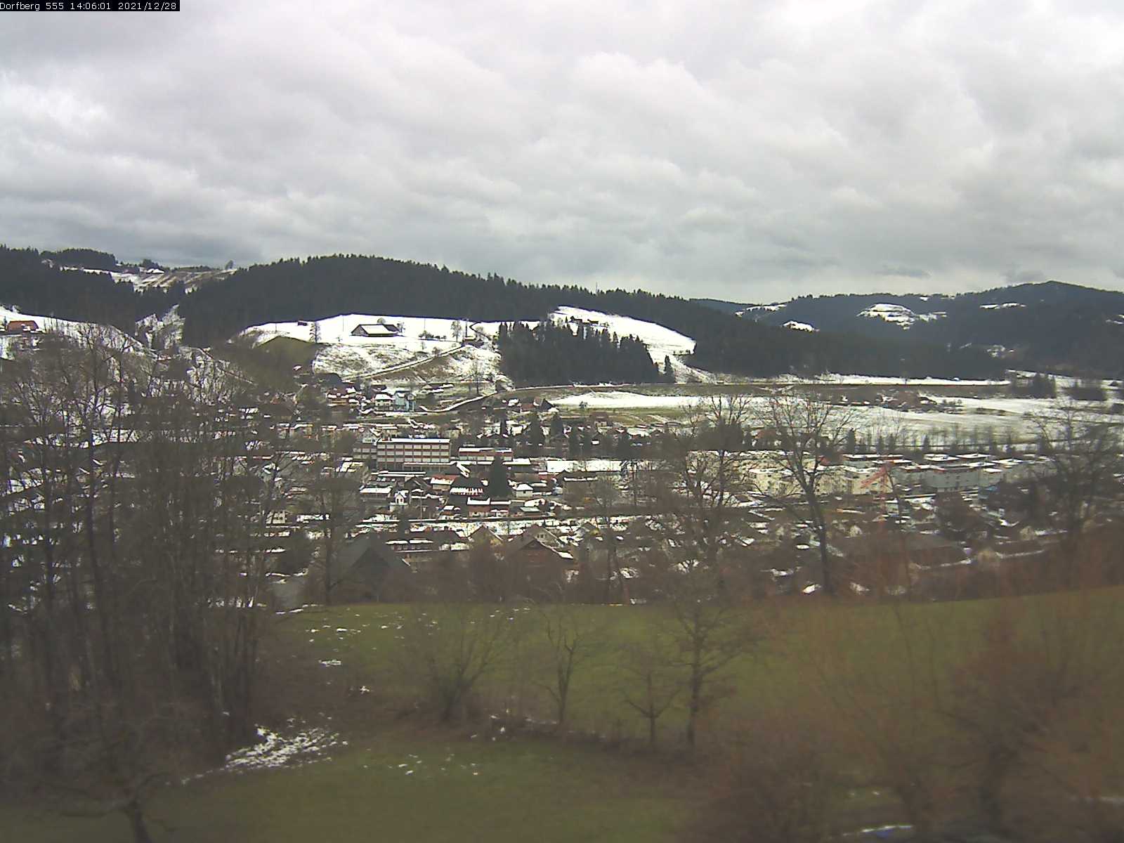 Webcam-Bild: Aussicht vom Dorfberg in Langnau 20211228-140601