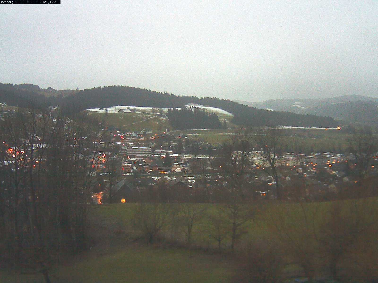 Webcam-Bild: Aussicht vom Dorfberg in Langnau 20211229-080601