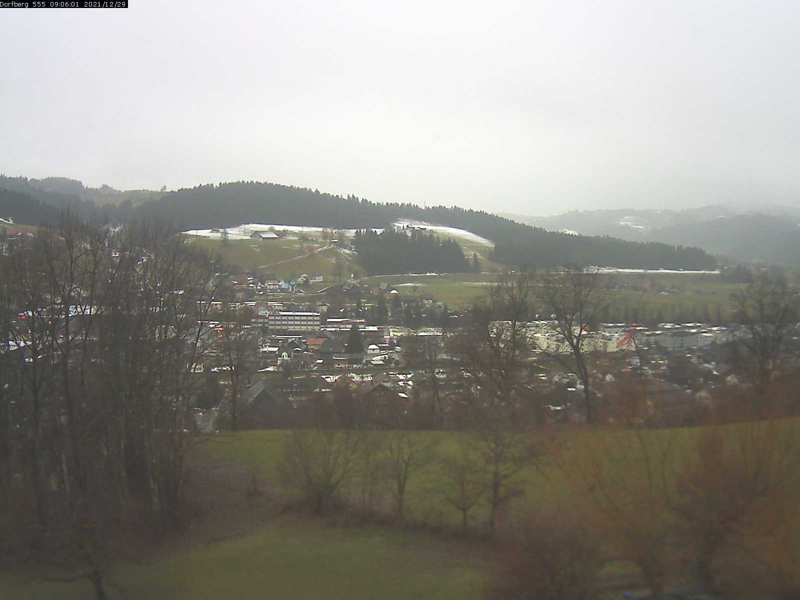 Webcam-Bild: Aussicht vom Dorfberg in Langnau 20211229-090601