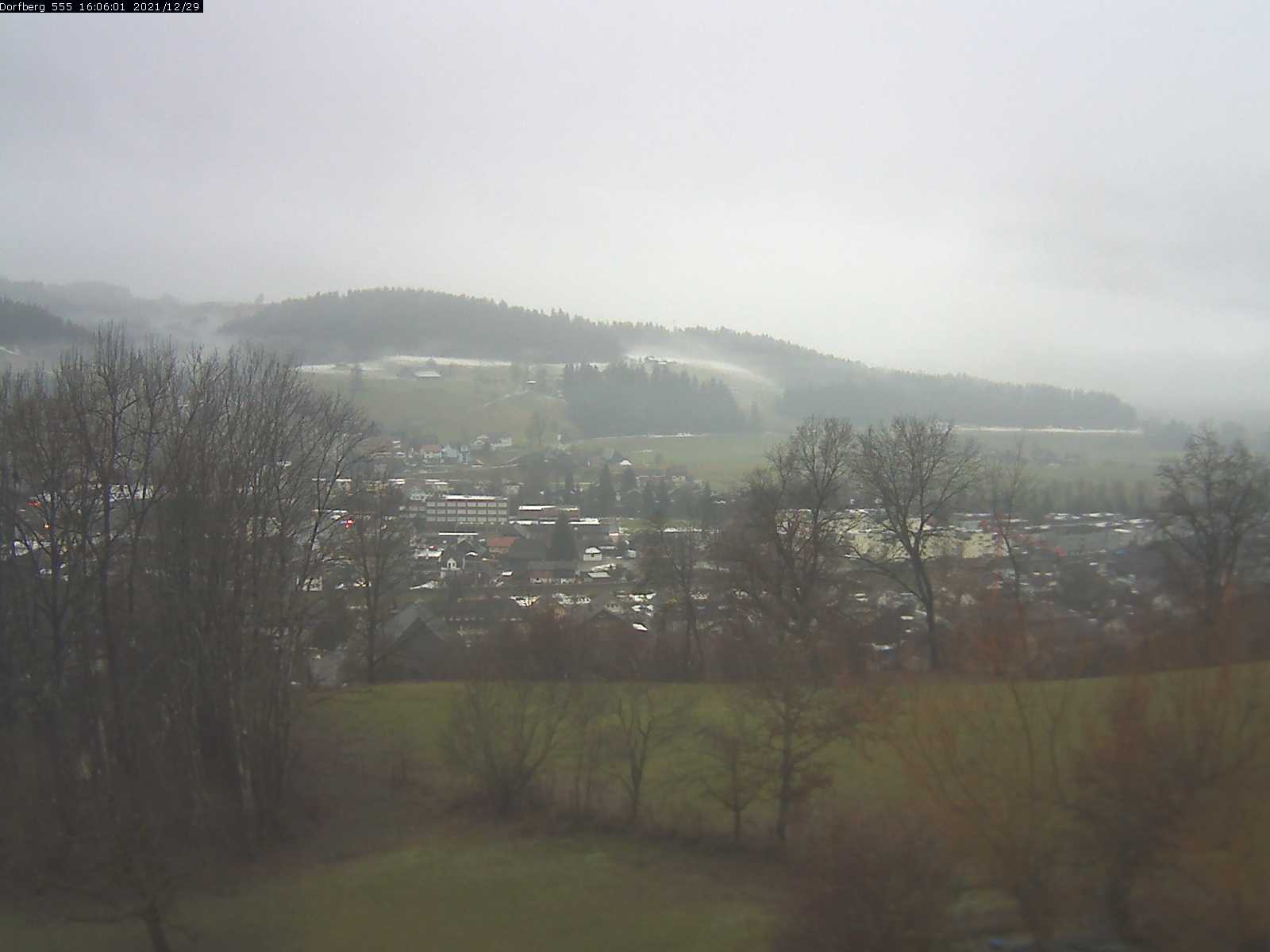 Webcam-Bild: Aussicht vom Dorfberg in Langnau 20211229-160601