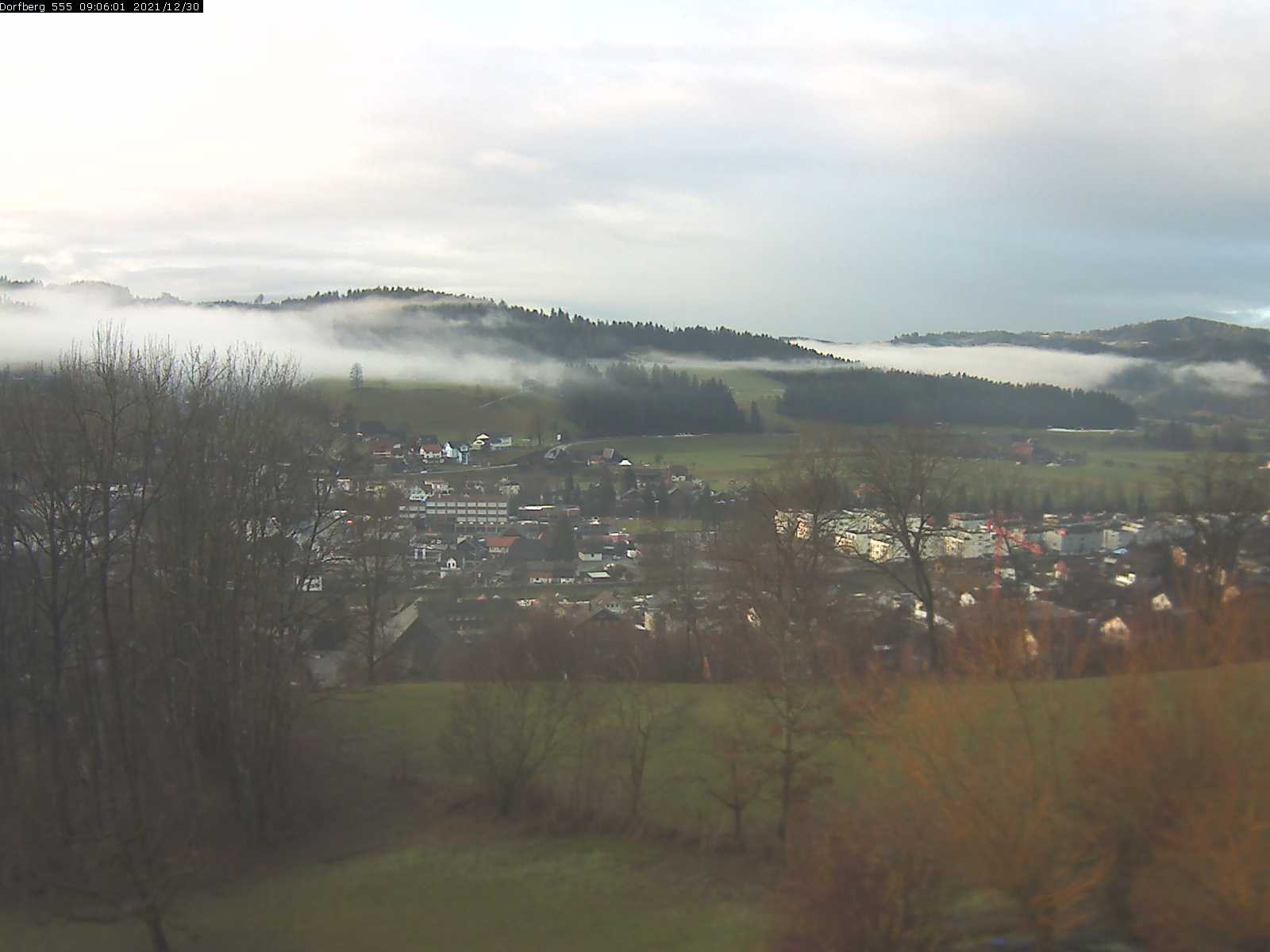 Webcam-Bild: Aussicht vom Dorfberg in Langnau 20211230-090601