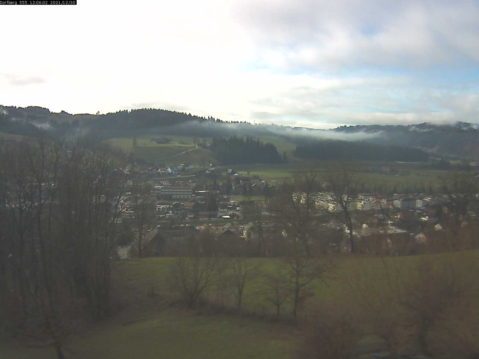 Webcam-Bild: Aussicht vom Dorfberg in Langnau 20211230-120601