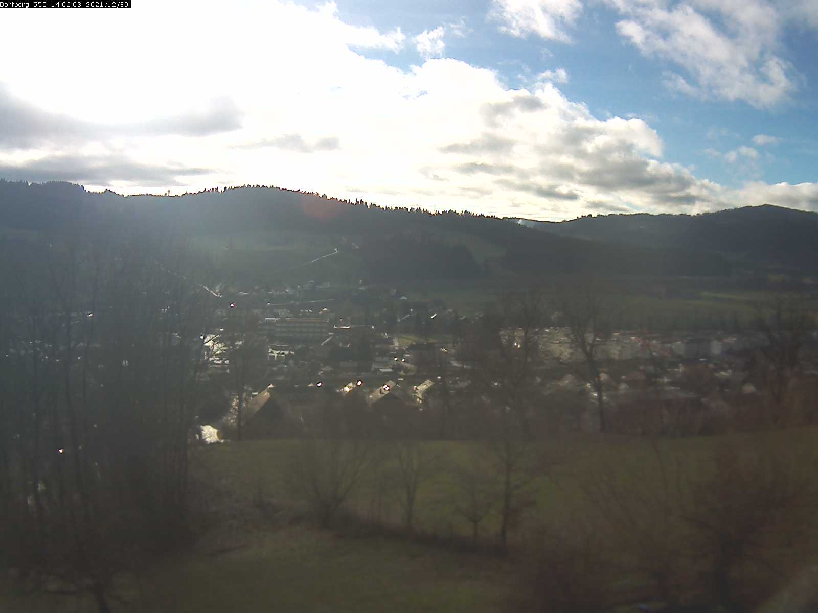 Webcam-Bild: Aussicht vom Dorfberg in Langnau 20211230-140601