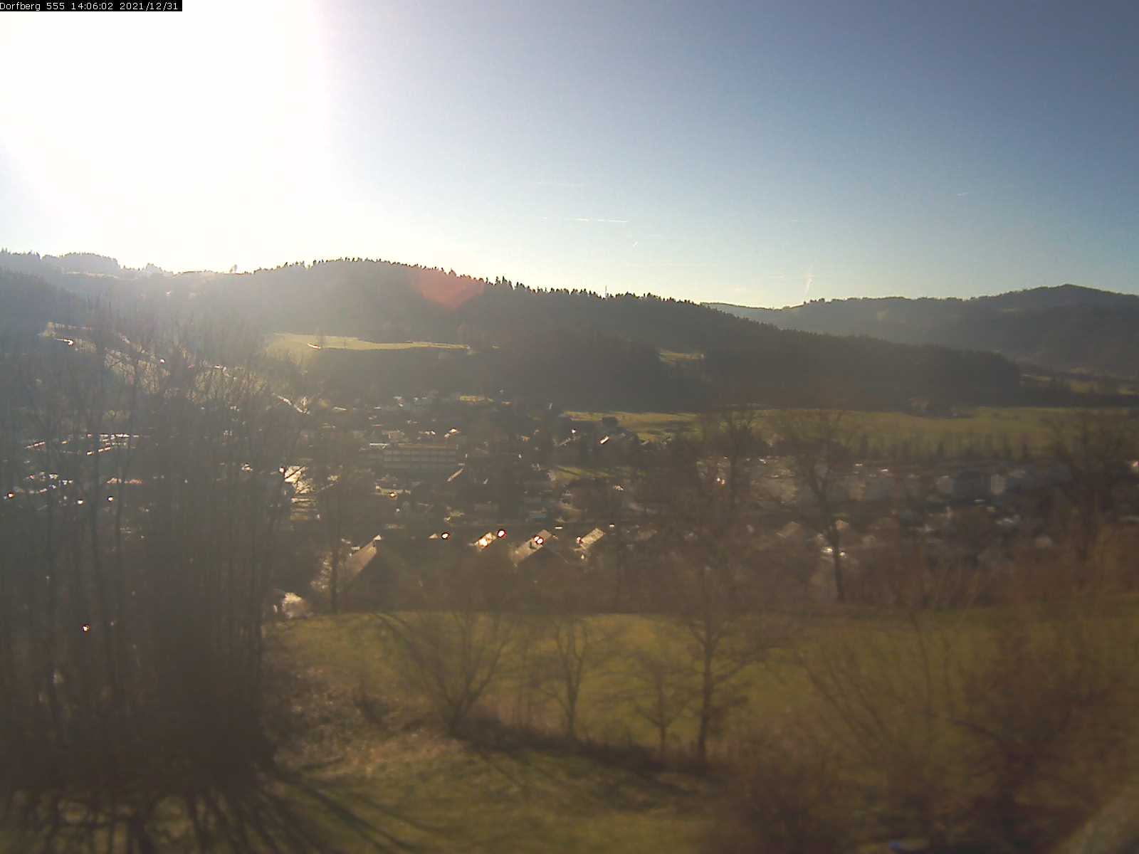 Webcam-Bild: Aussicht vom Dorfberg in Langnau 20211231-140601