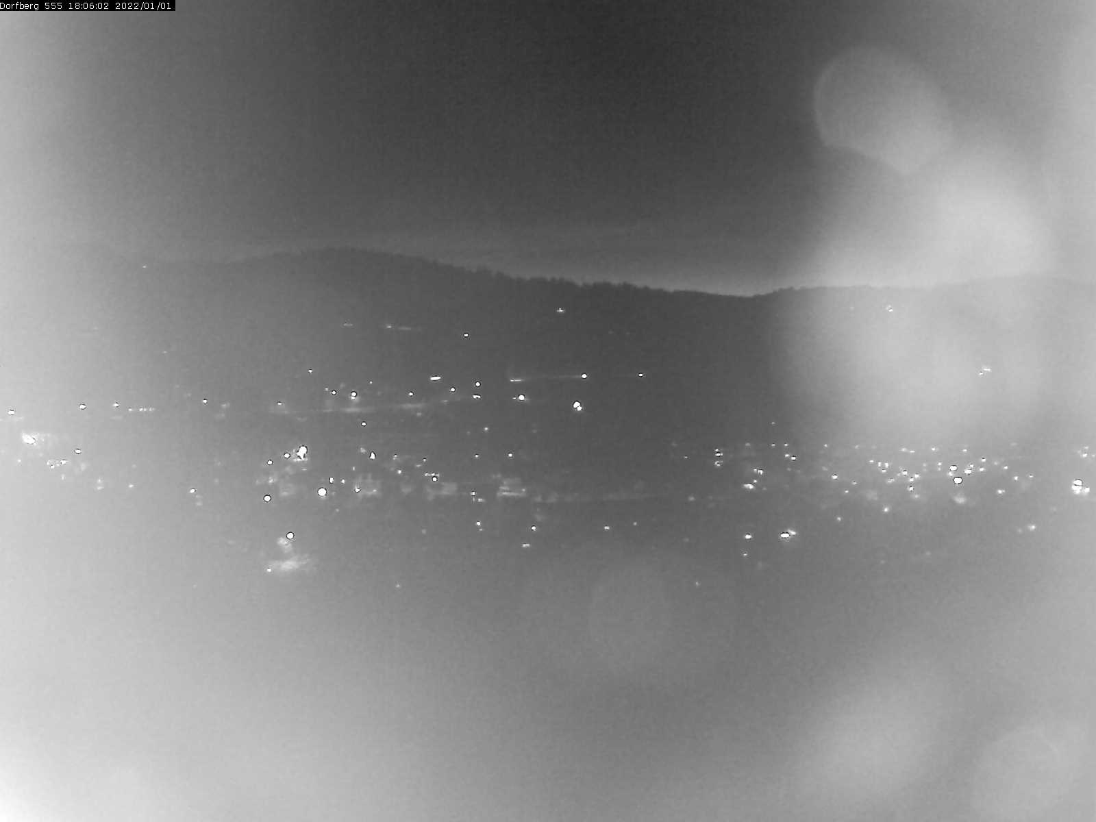 Webcam-Bild: Aussicht vom Dorfberg in Langnau 20220101-180601