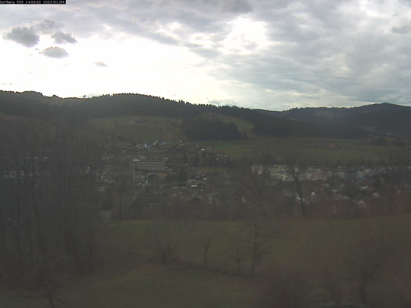 Webcam-Bild: Aussicht vom Dorfberg in Langnau 20220104-140601