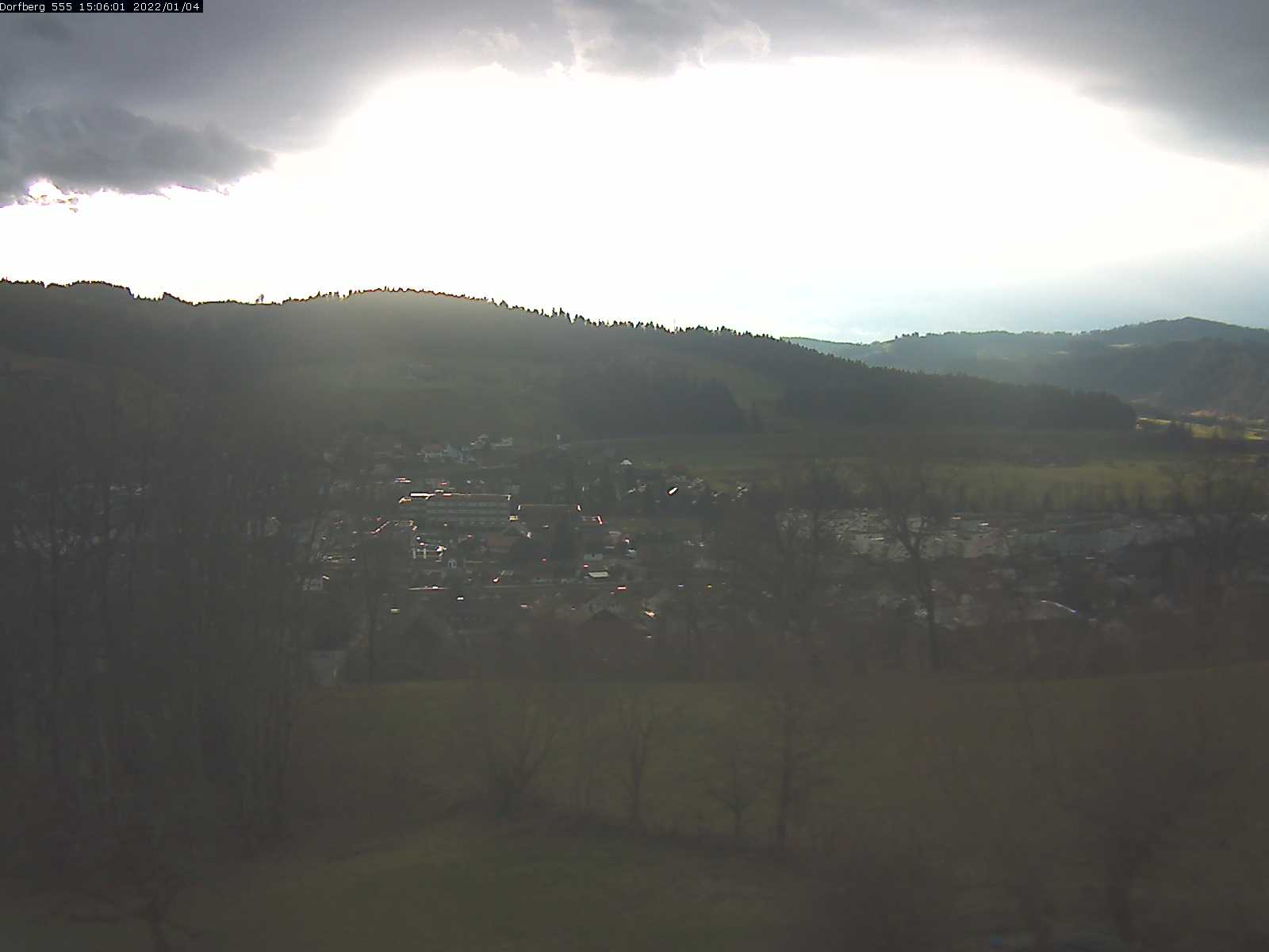 Webcam-Bild: Aussicht vom Dorfberg in Langnau 20220104-150601