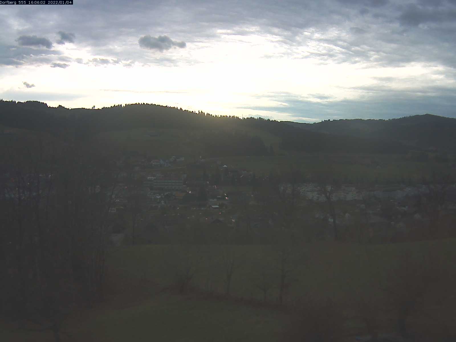Webcam-Bild: Aussicht vom Dorfberg in Langnau 20220104-160602