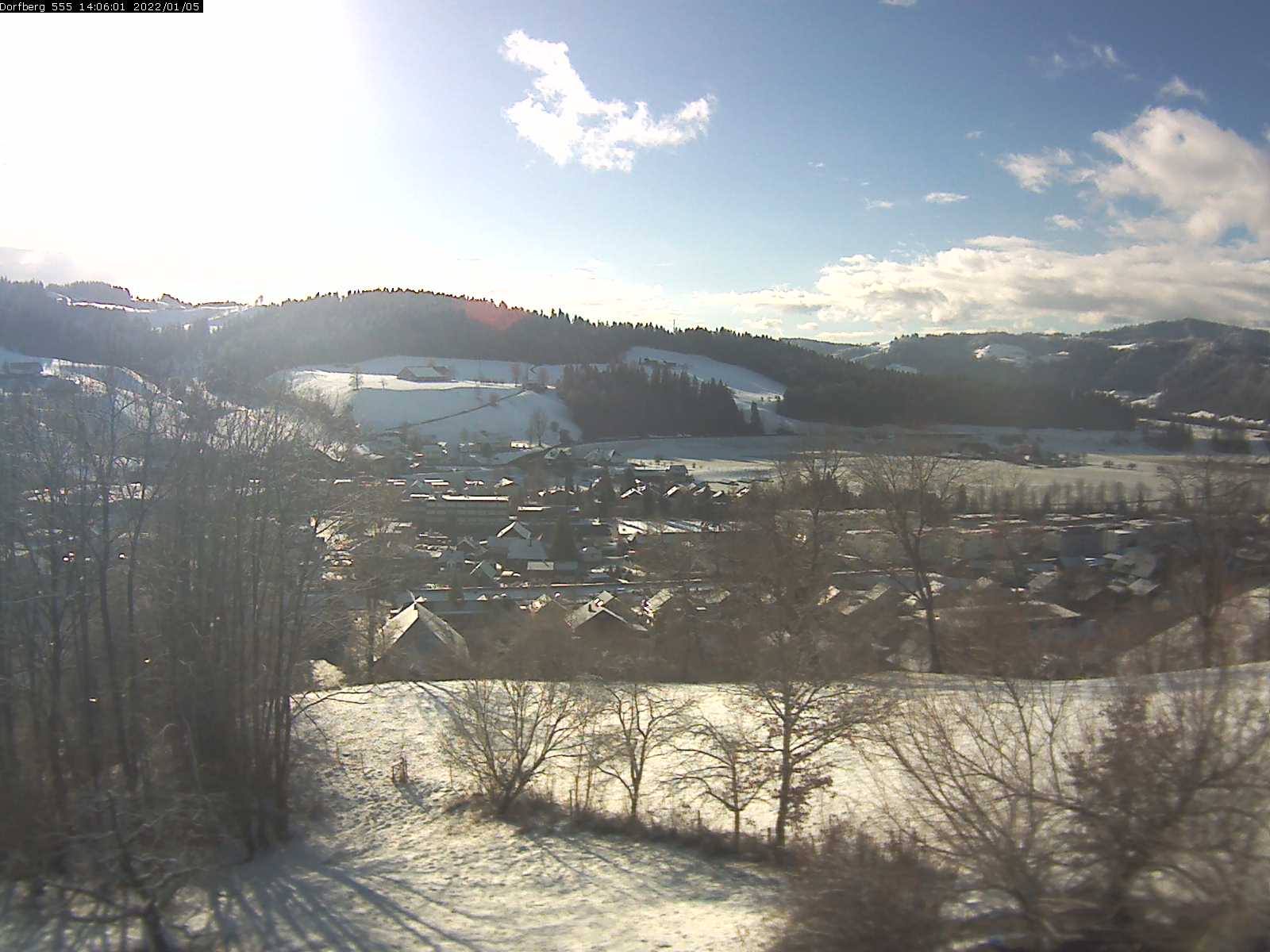 Webcam-Bild: Aussicht vom Dorfberg in Langnau 20220105-140601