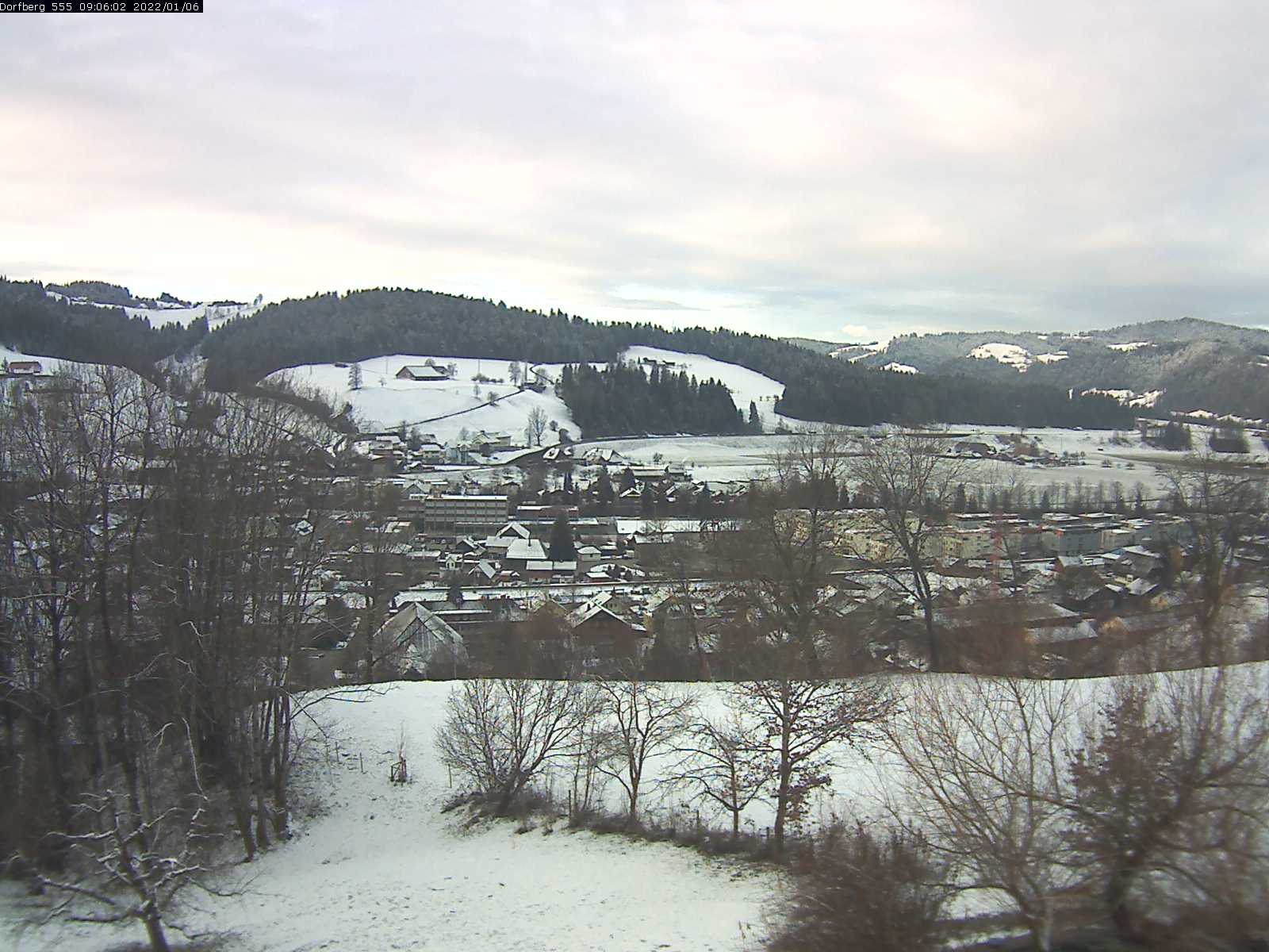 Webcam-Bild: Aussicht vom Dorfberg in Langnau 20220106-090601