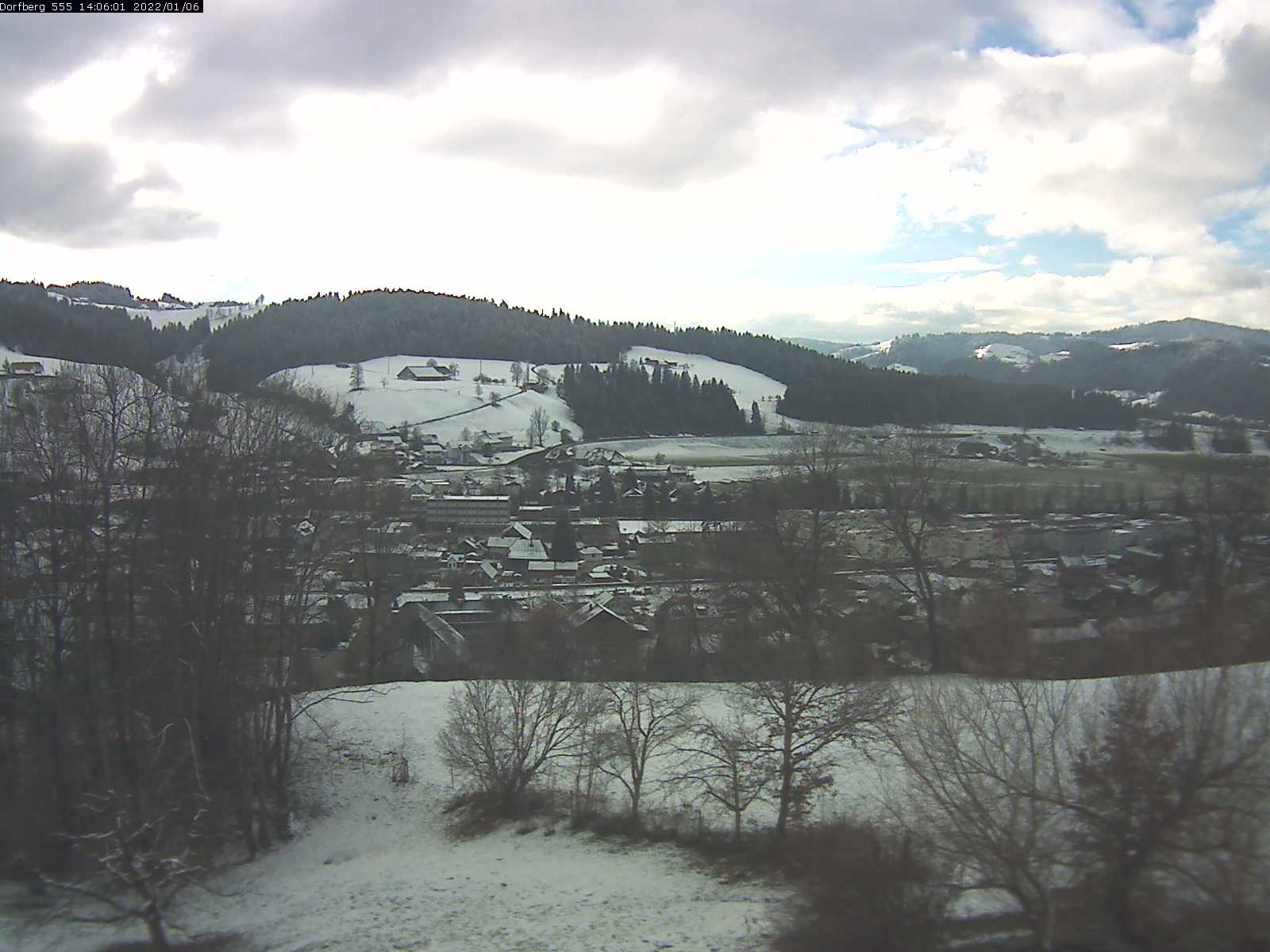 Webcam-Bild: Aussicht vom Dorfberg in Langnau 20220106-140601