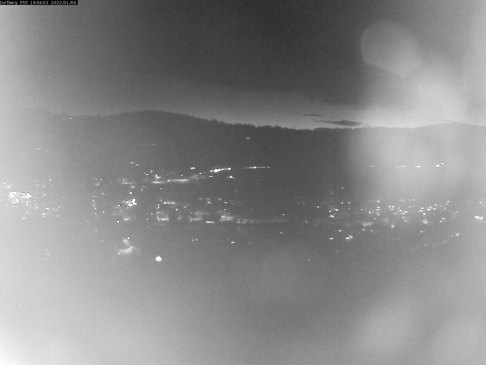 Webcam-Bild: Aussicht vom Dorfberg in Langnau 20220106-180601