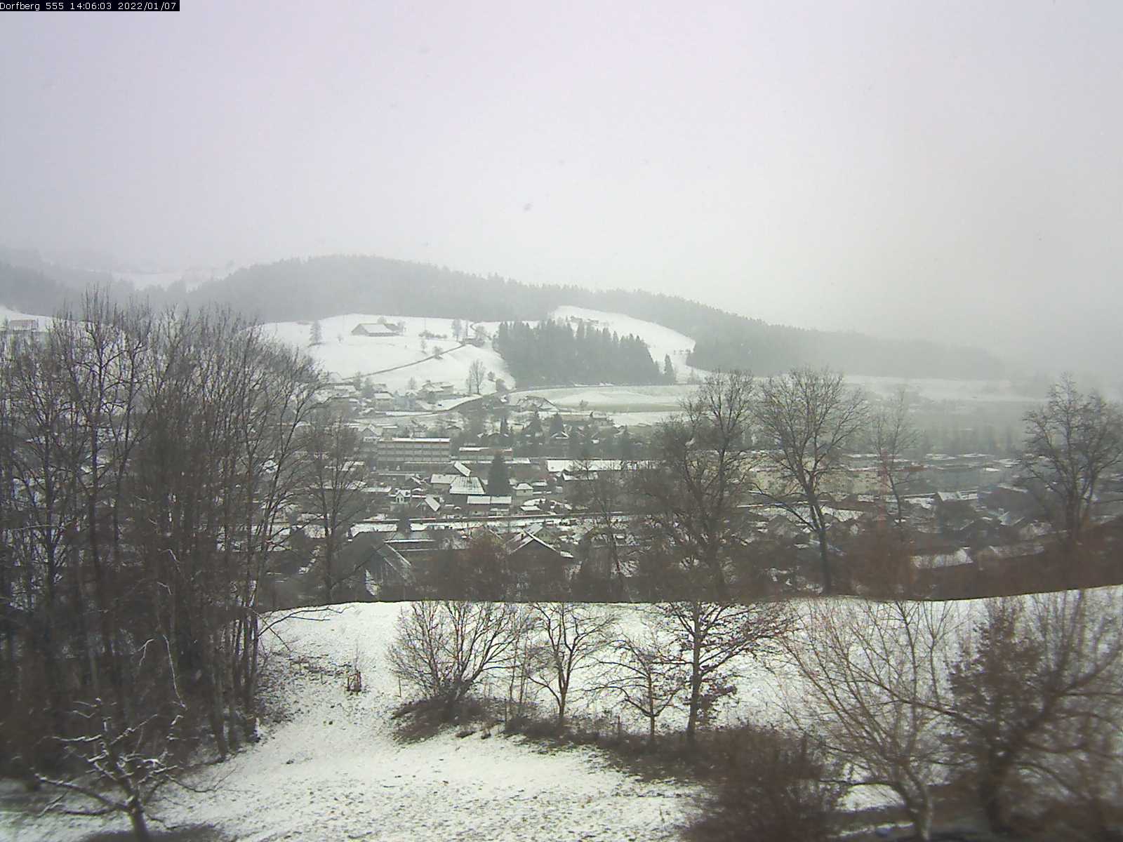 Webcam-Bild: Aussicht vom Dorfberg in Langnau 20220107-140601