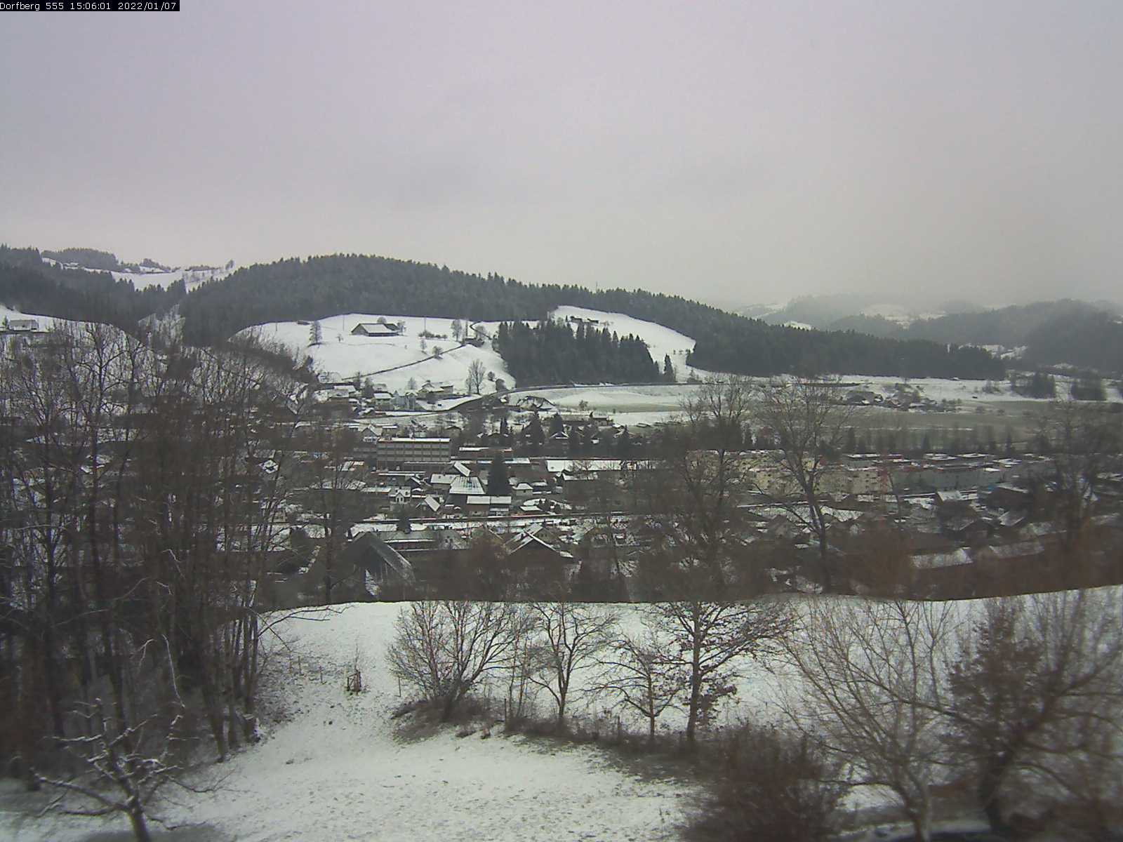 Webcam-Bild: Aussicht vom Dorfberg in Langnau 20220107-150601