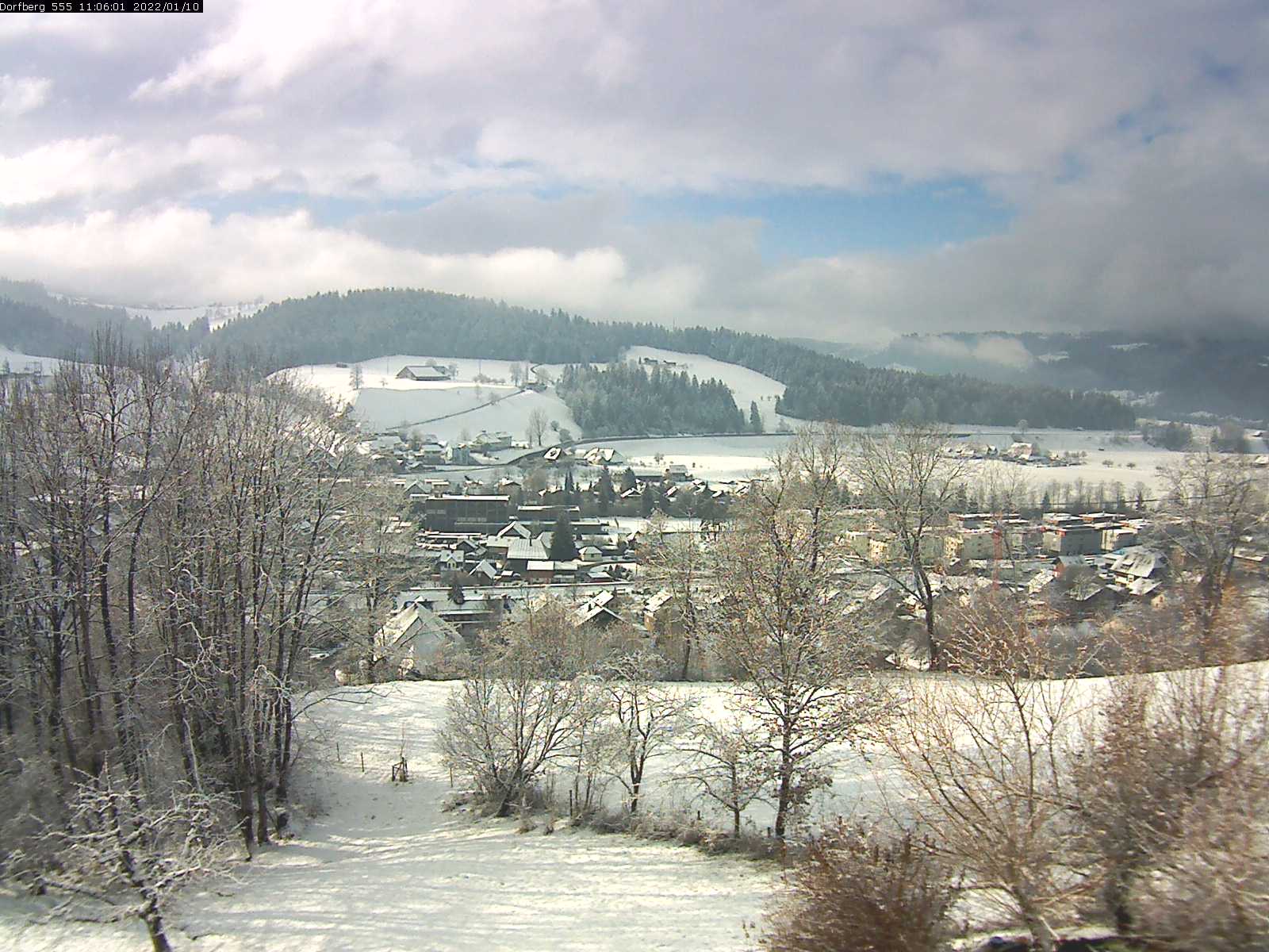 Webcam-Bild: Aussicht vom Dorfberg in Langnau 20220110-110601