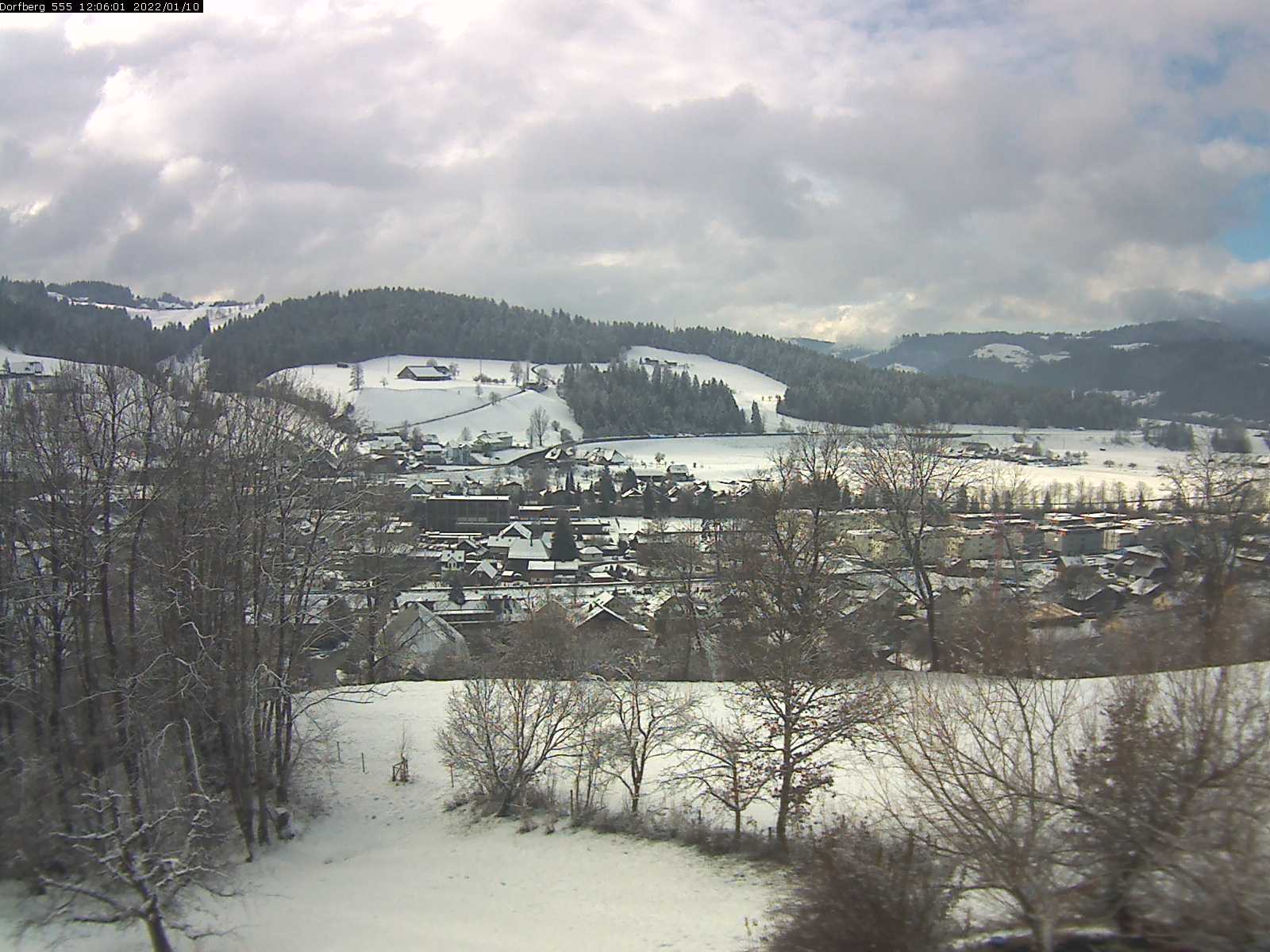 Webcam-Bild: Aussicht vom Dorfberg in Langnau 20220110-120601