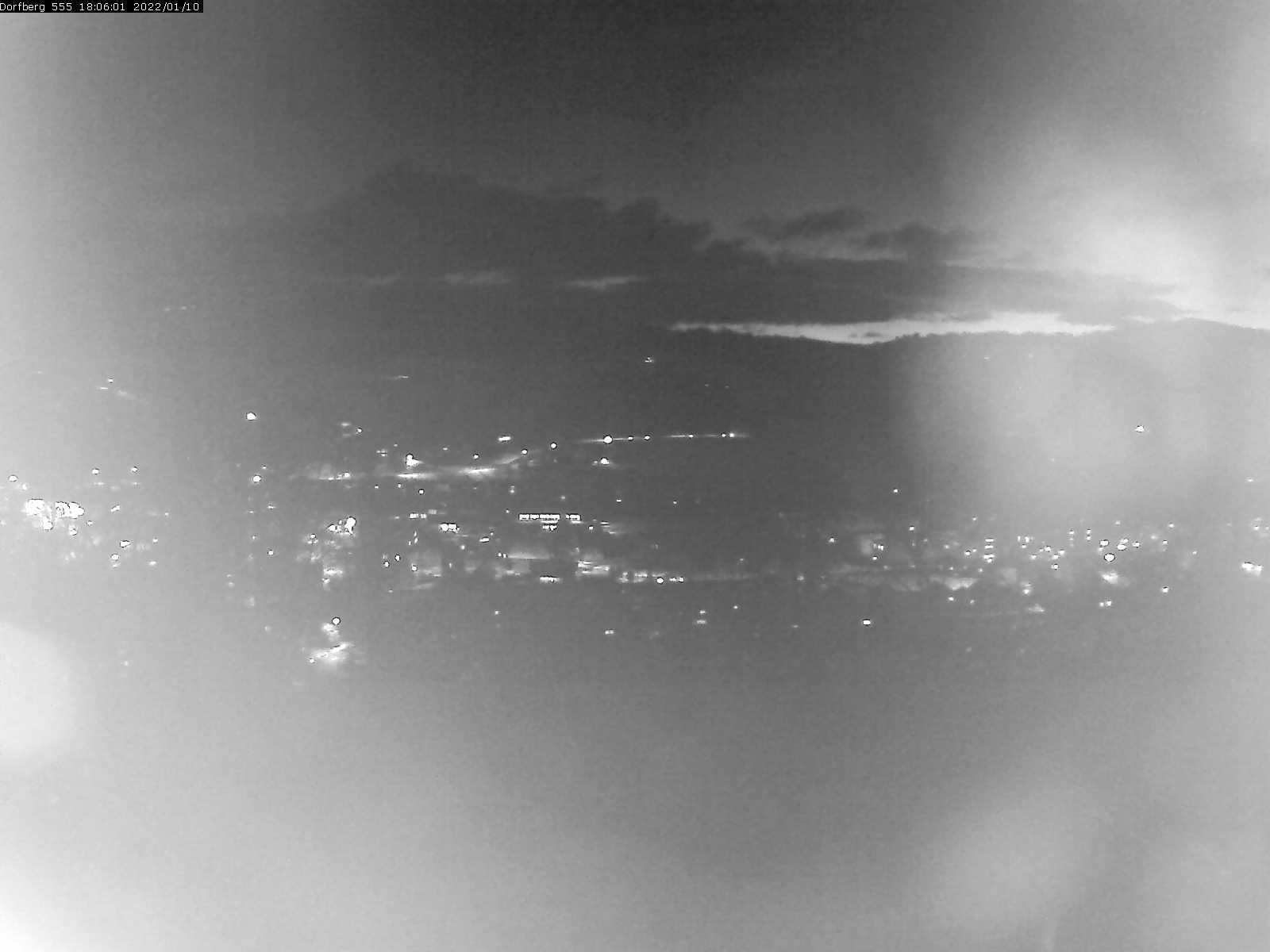 Webcam-Bild: Aussicht vom Dorfberg in Langnau 20220110-180601