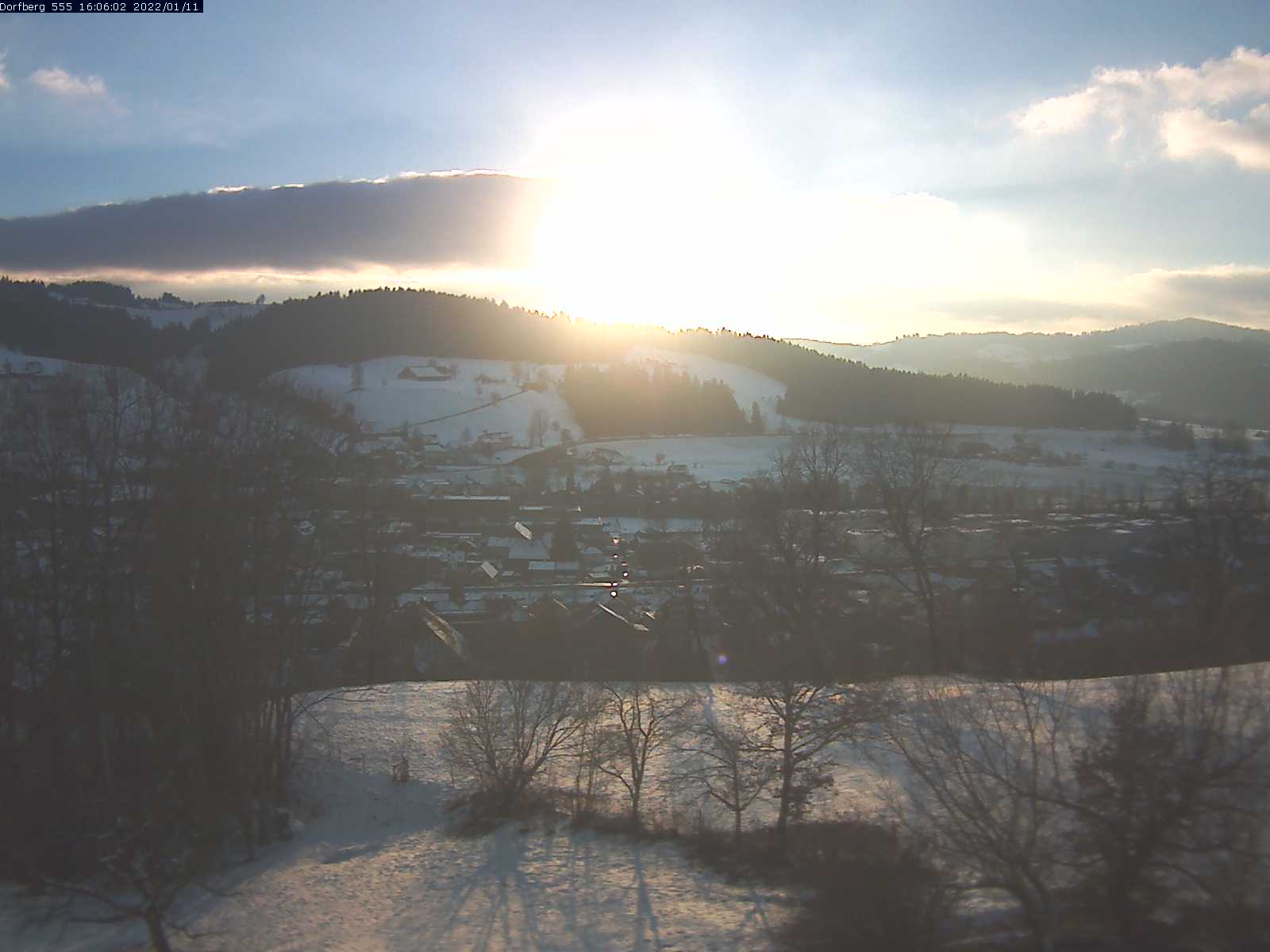 Webcam-Bild: Aussicht vom Dorfberg in Langnau 20220111-160601