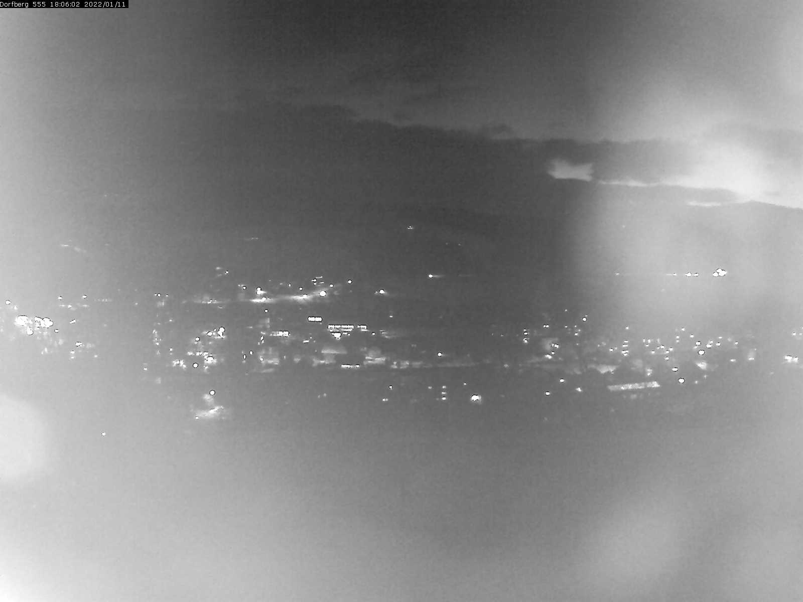 Webcam-Bild: Aussicht vom Dorfberg in Langnau 20220111-180601