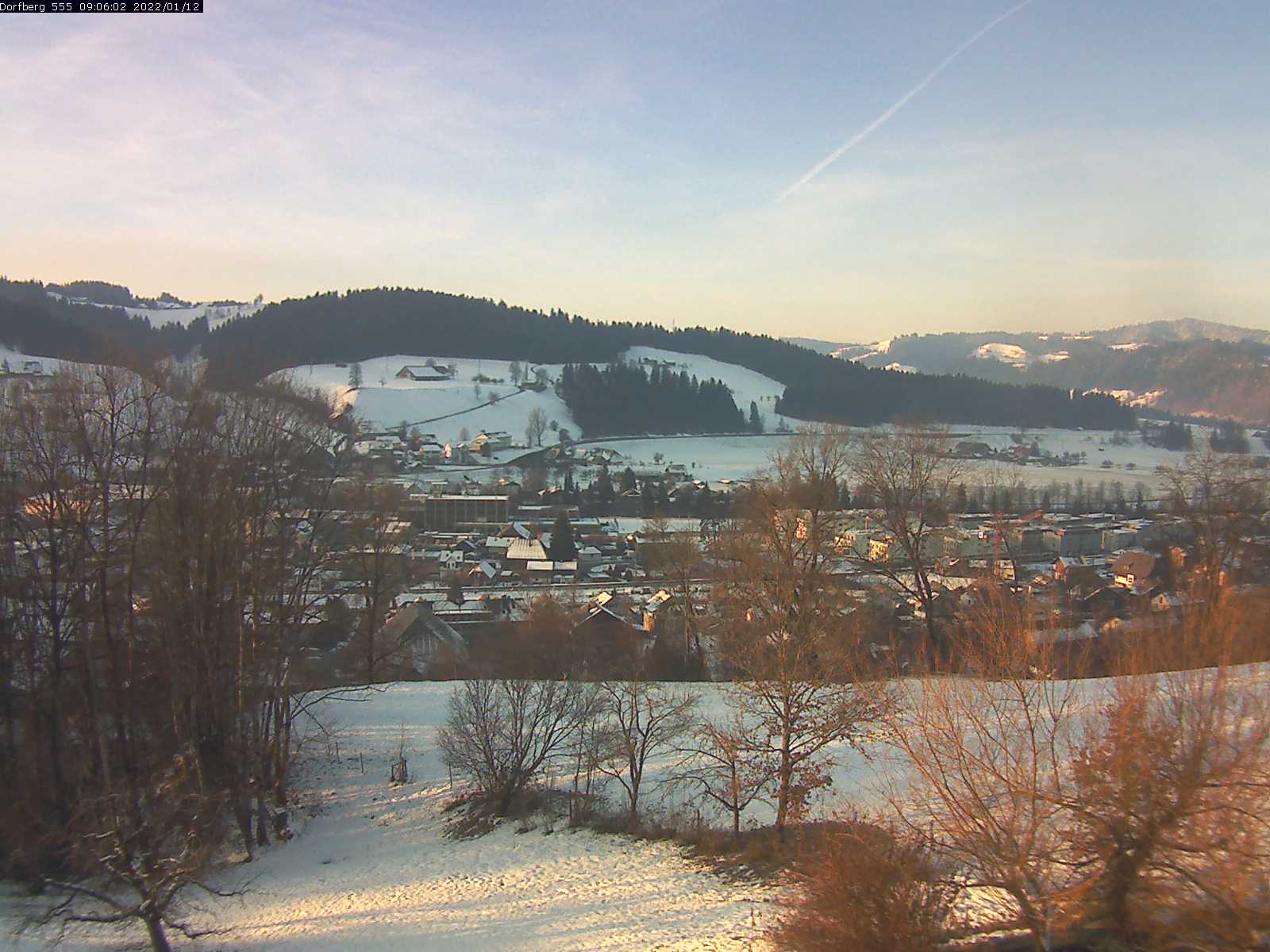 Webcam-Bild: Aussicht vom Dorfberg in Langnau 20220112-090601
