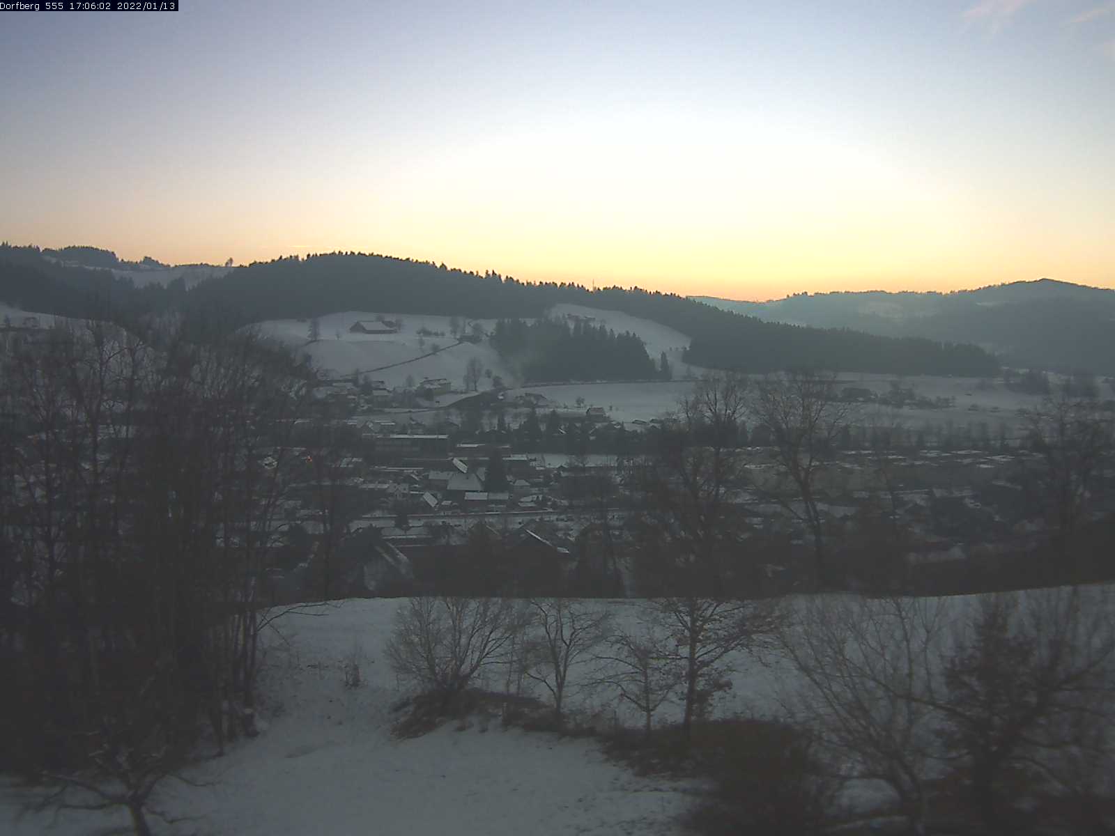 Webcam-Bild: Aussicht vom Dorfberg in Langnau 20220113-170601