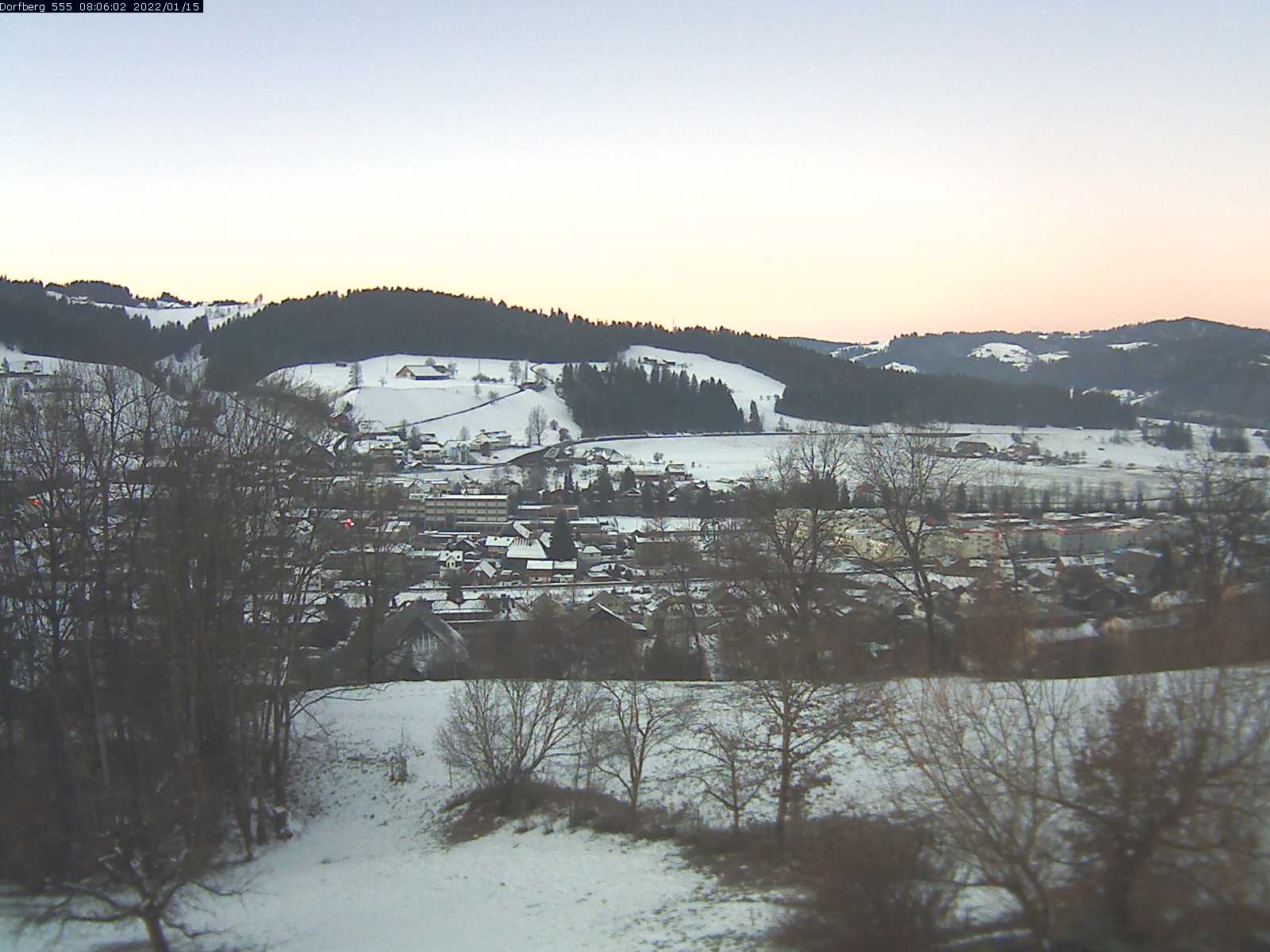 Webcam-Bild: Aussicht vom Dorfberg in Langnau 20220115-080601