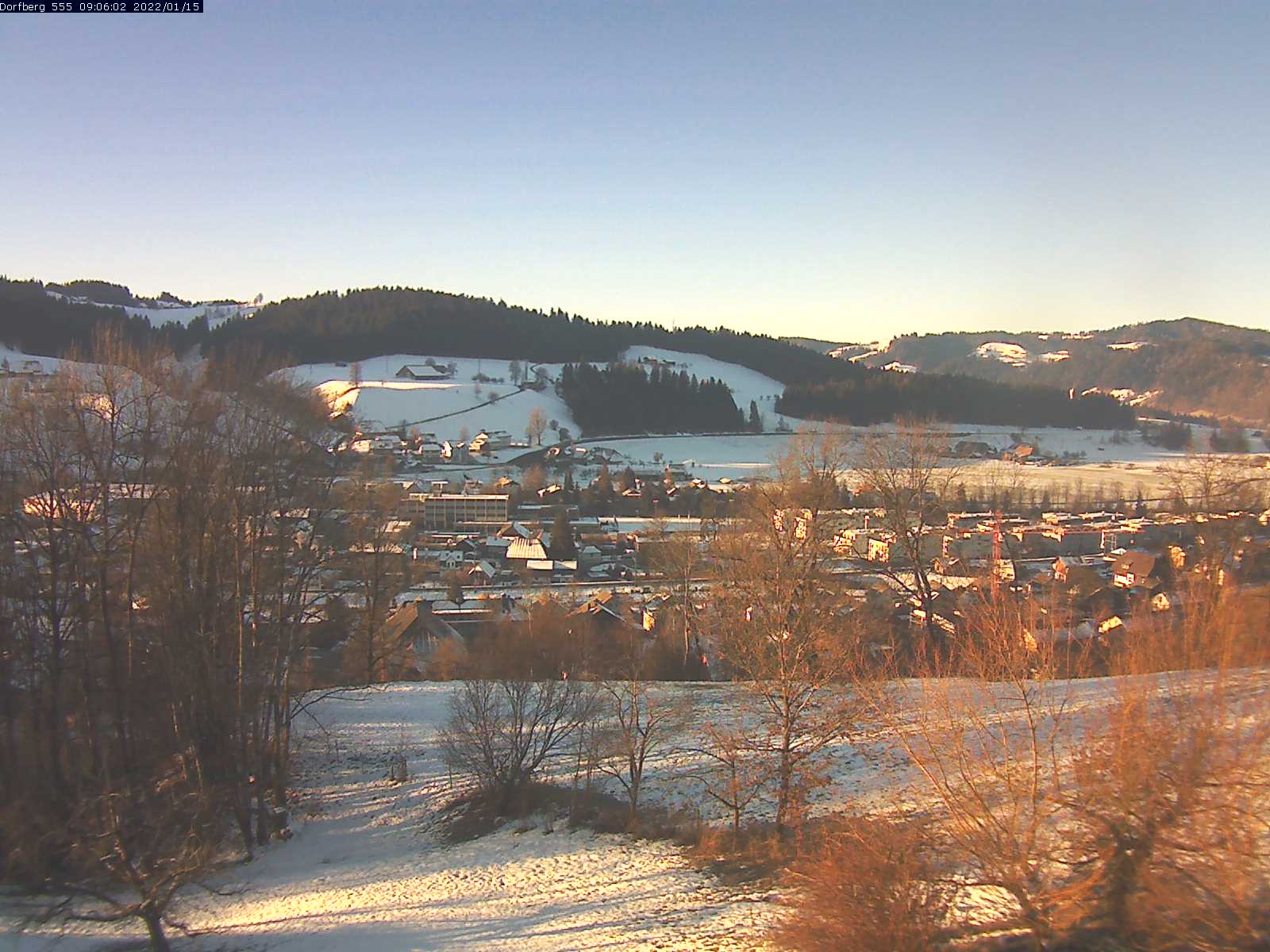 Webcam-Bild: Aussicht vom Dorfberg in Langnau 20220115-090601