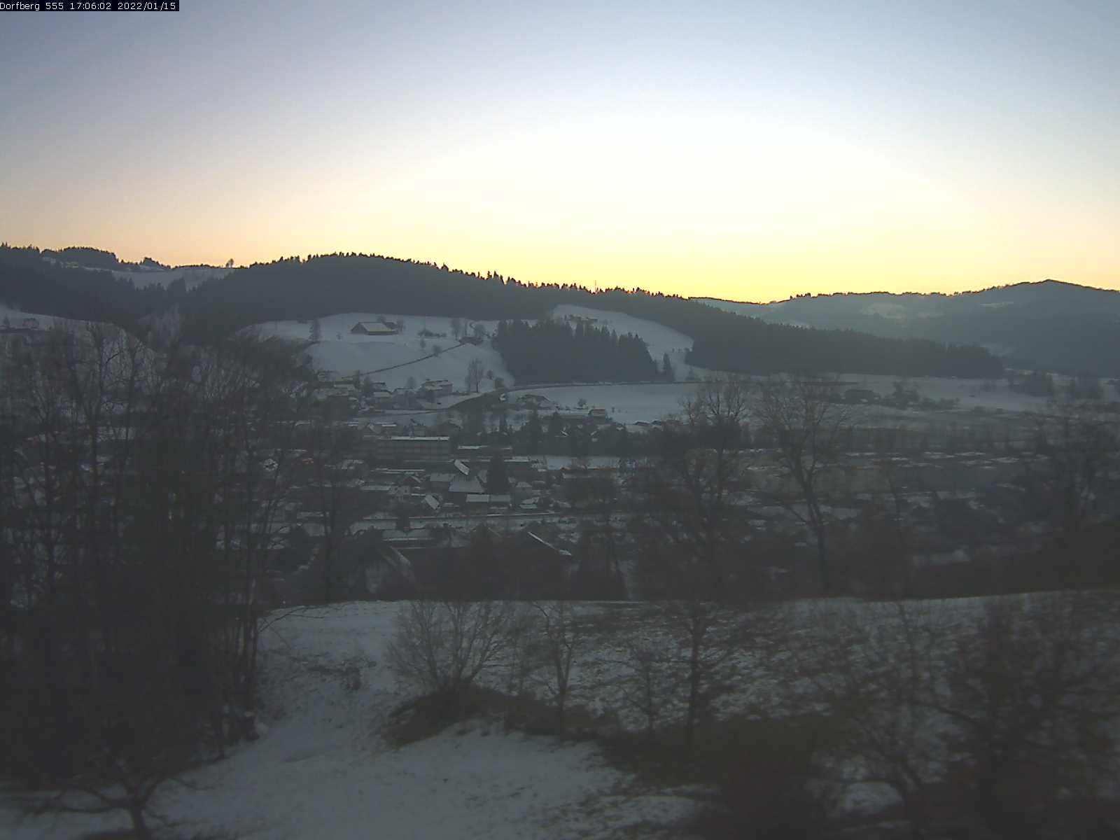 Webcam-Bild: Aussicht vom Dorfberg in Langnau 20220115-170601