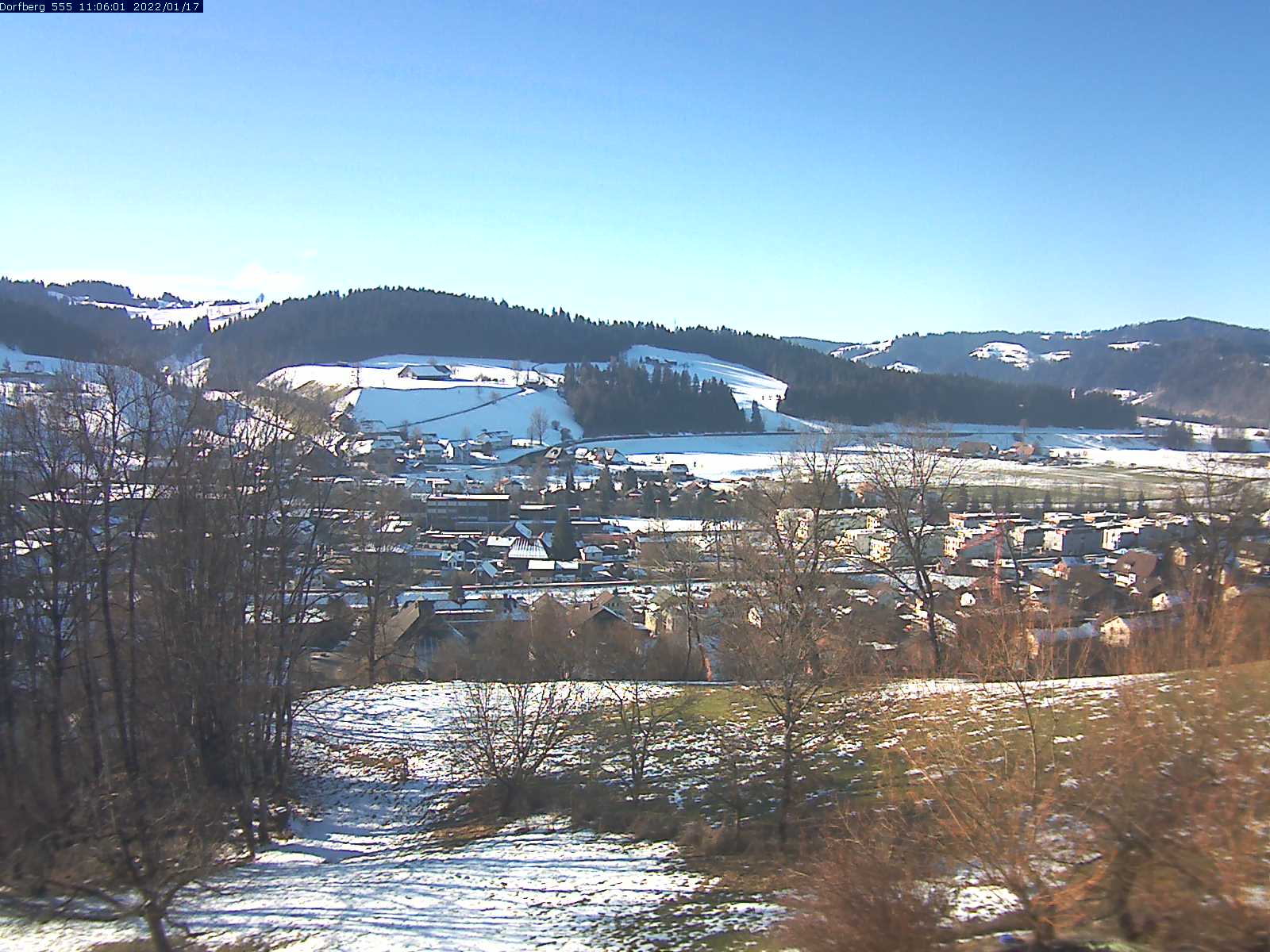 Webcam-Bild: Aussicht vom Dorfberg in Langnau 20220117-110601