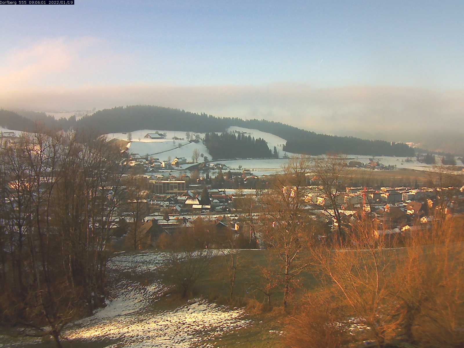 Webcam-Bild: Aussicht vom Dorfberg in Langnau 20220119-090601