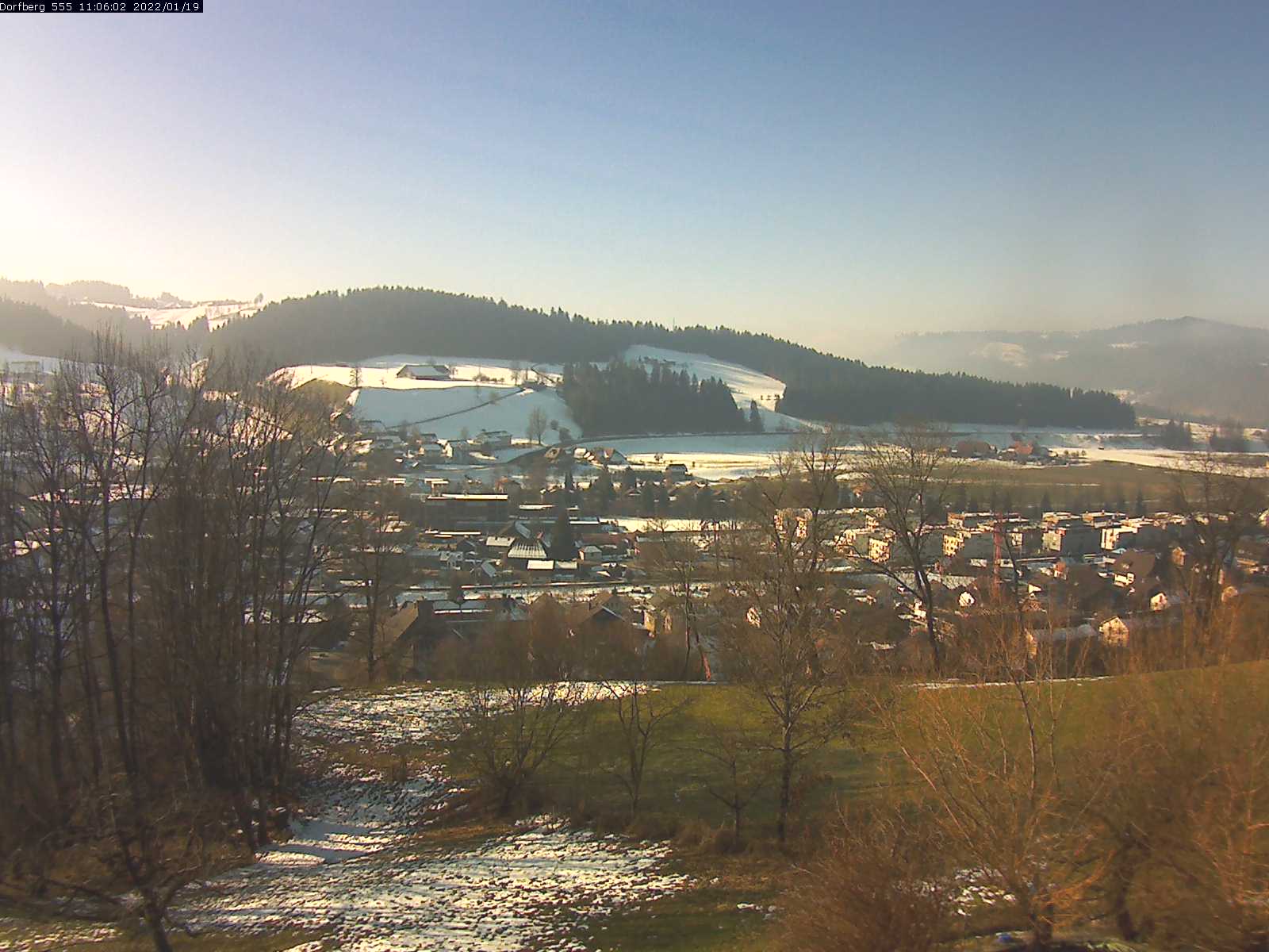 Webcam-Bild: Aussicht vom Dorfberg in Langnau 20220119-110601