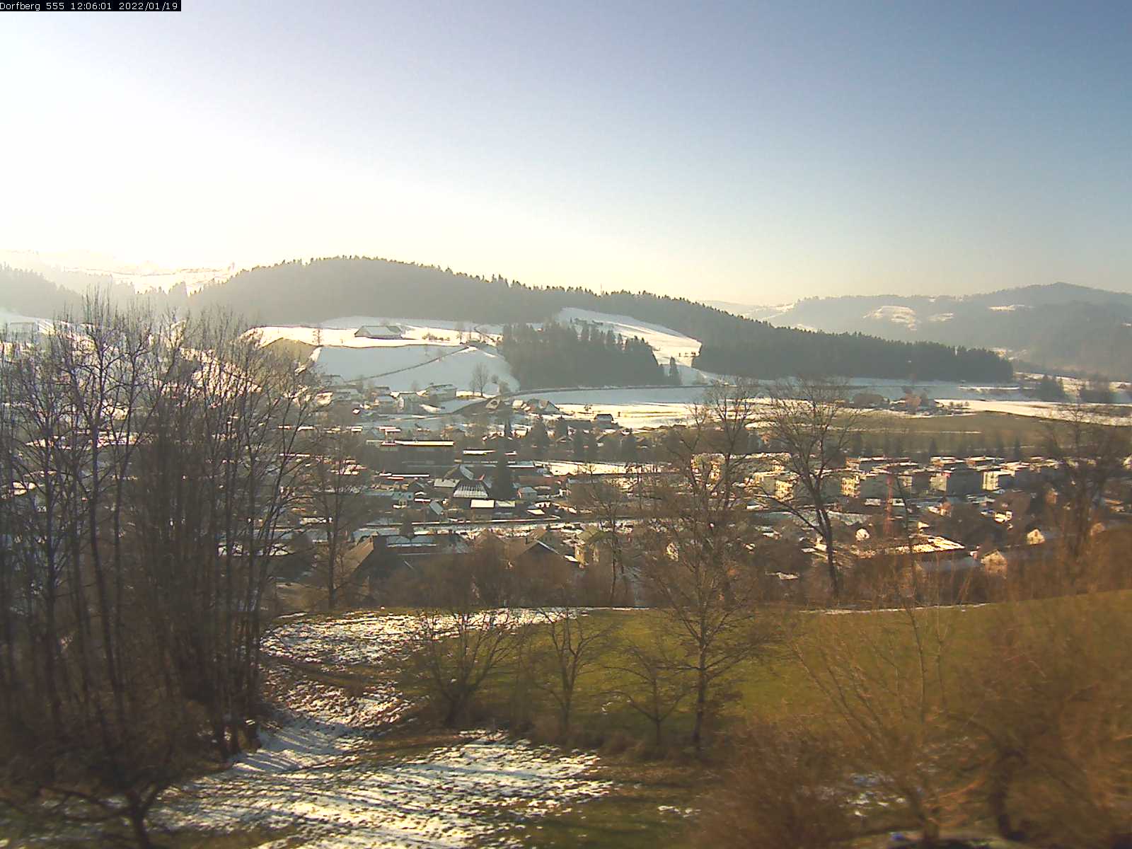 Webcam-Bild: Aussicht vom Dorfberg in Langnau 20220119-120601