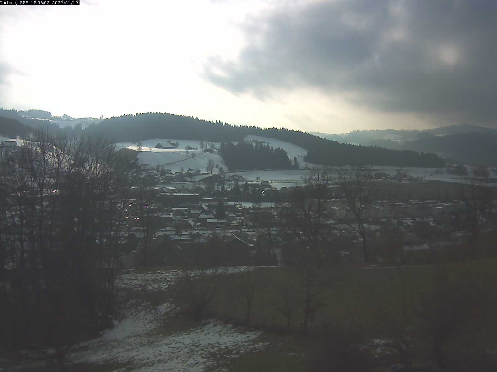 Webcam-Bild: Aussicht vom Dorfberg in Langnau 20220119-150601