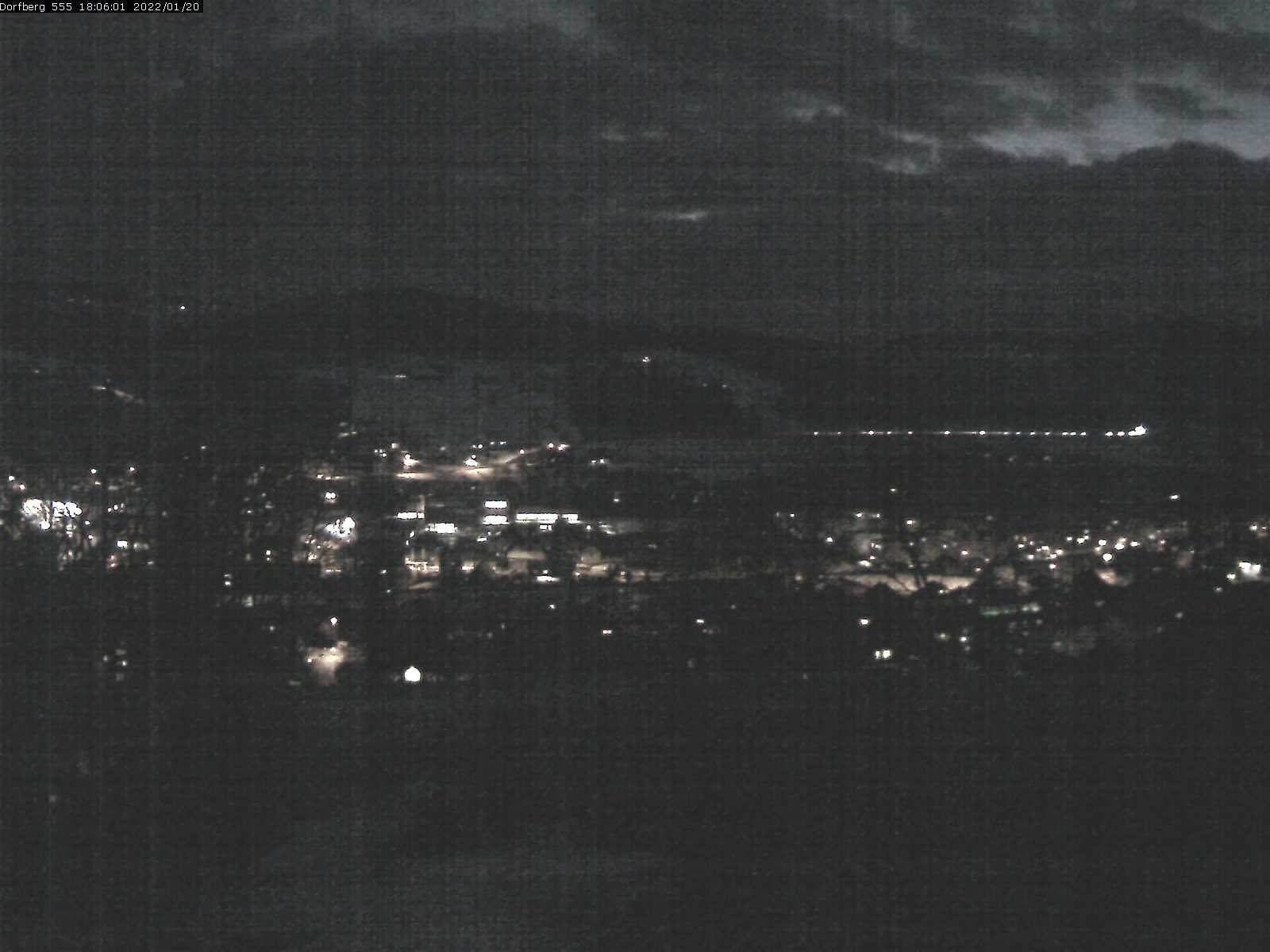 Webcam-Bild: Aussicht vom Dorfberg in Langnau 20220120-180601