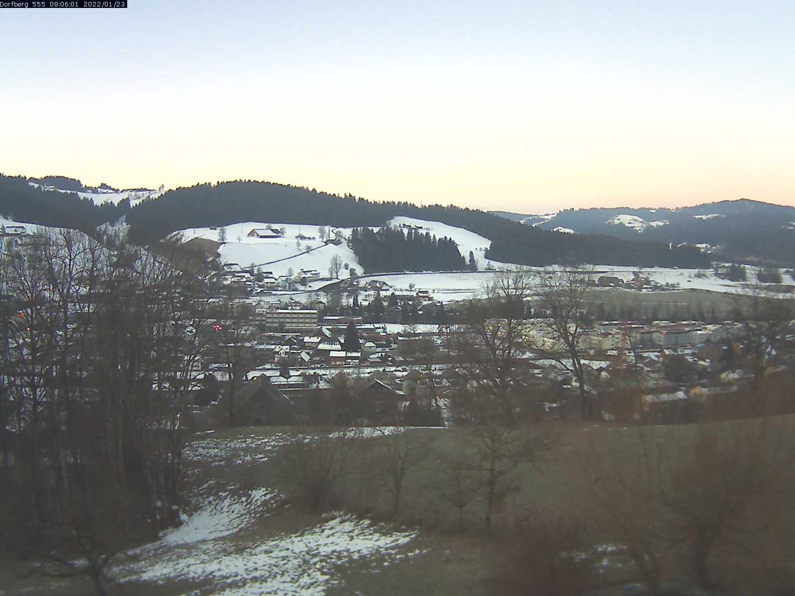 Webcam-Bild: Aussicht vom Dorfberg in Langnau 20220123-080601