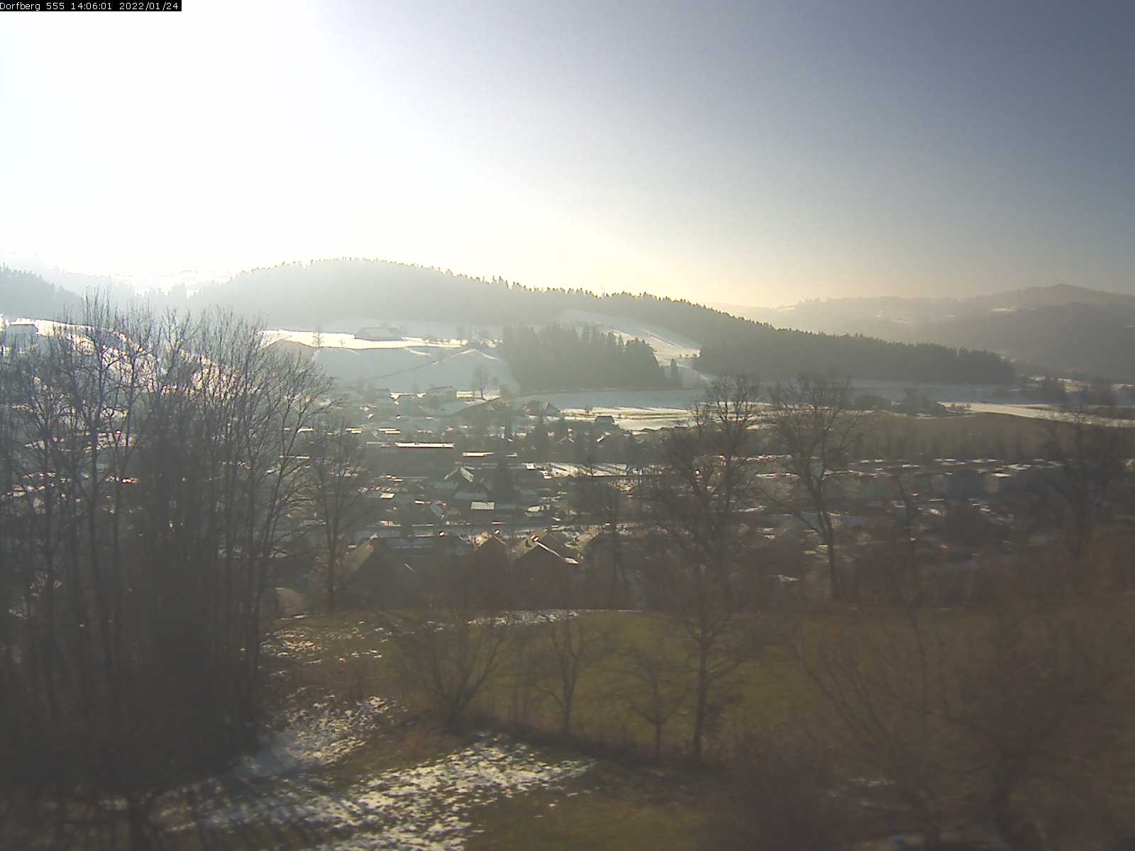 Webcam-Bild: Aussicht vom Dorfberg in Langnau 20220124-140601