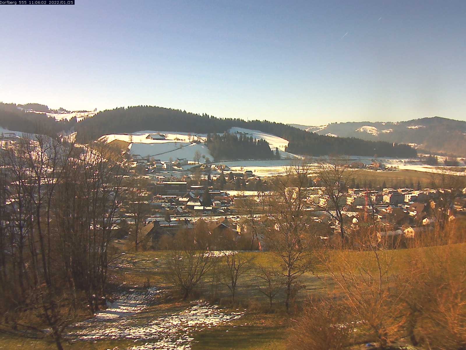 Webcam-Bild: Aussicht vom Dorfberg in Langnau 20220125-110601