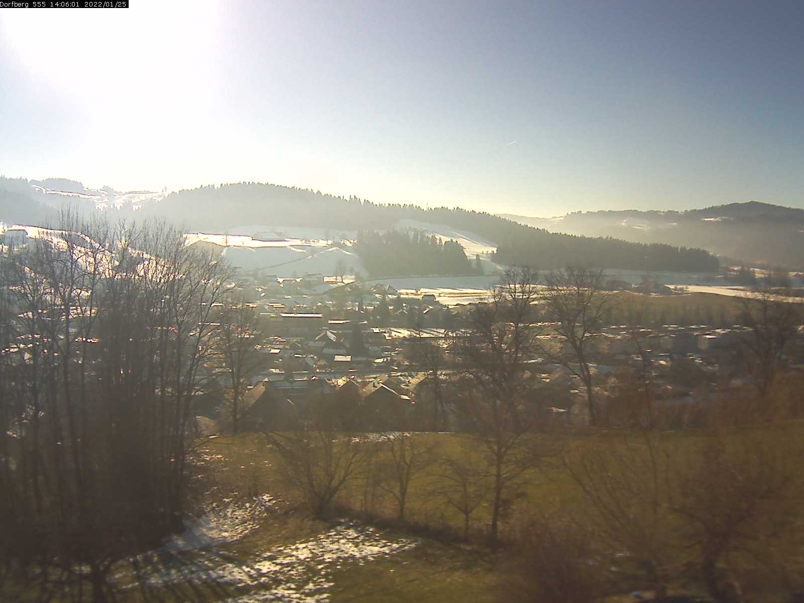 Webcam-Bild: Aussicht vom Dorfberg in Langnau 20220125-140601