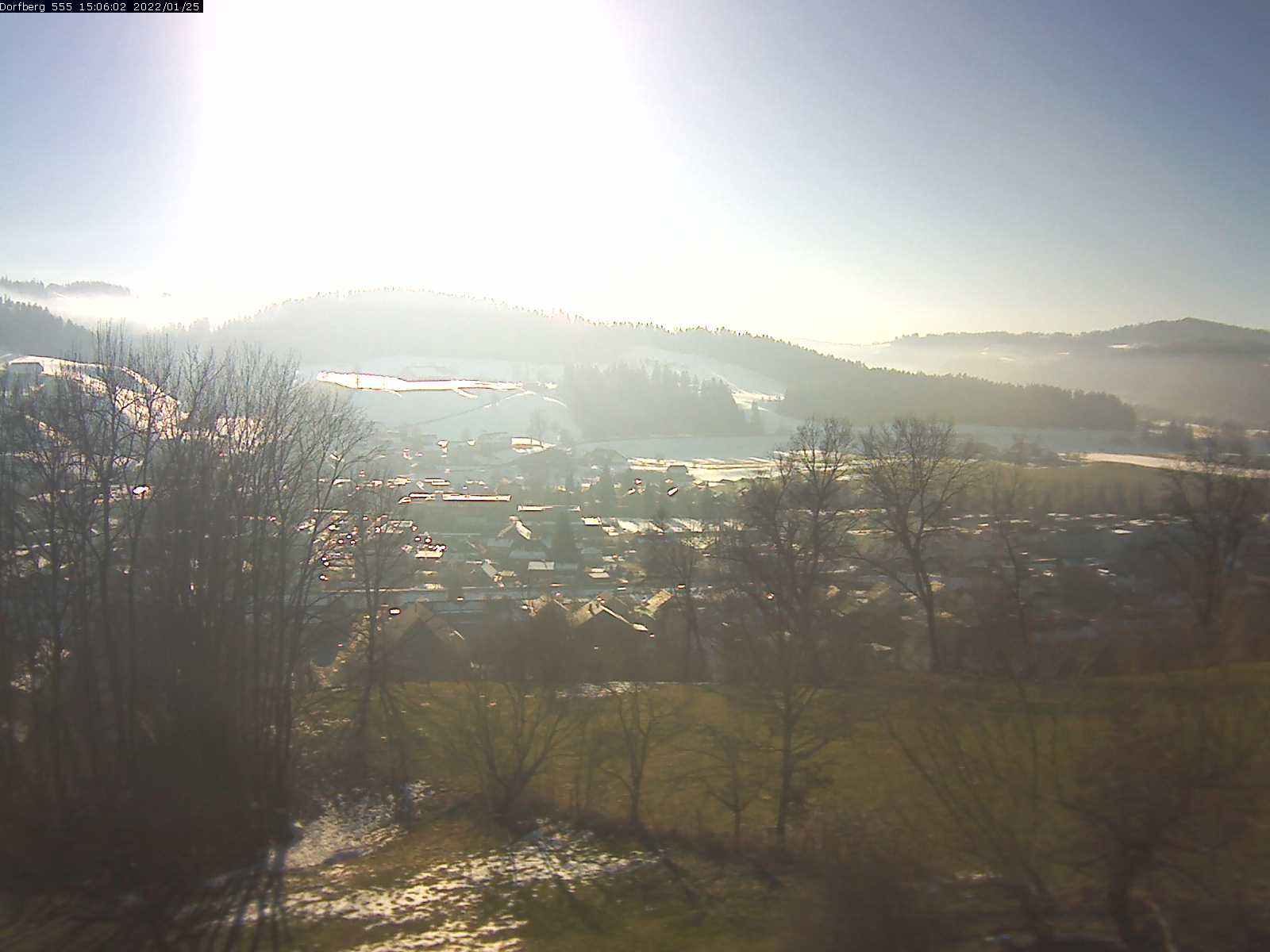Webcam-Bild: Aussicht vom Dorfberg in Langnau 20220125-150601