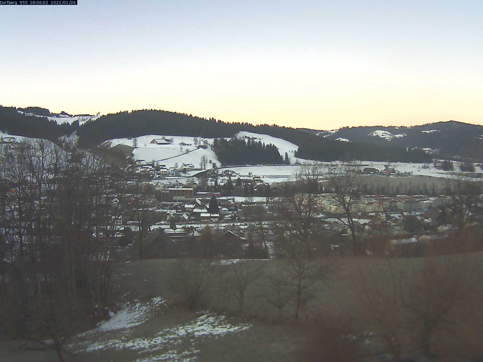 Webcam-Bild: Aussicht vom Dorfberg in Langnau 20220126-080601