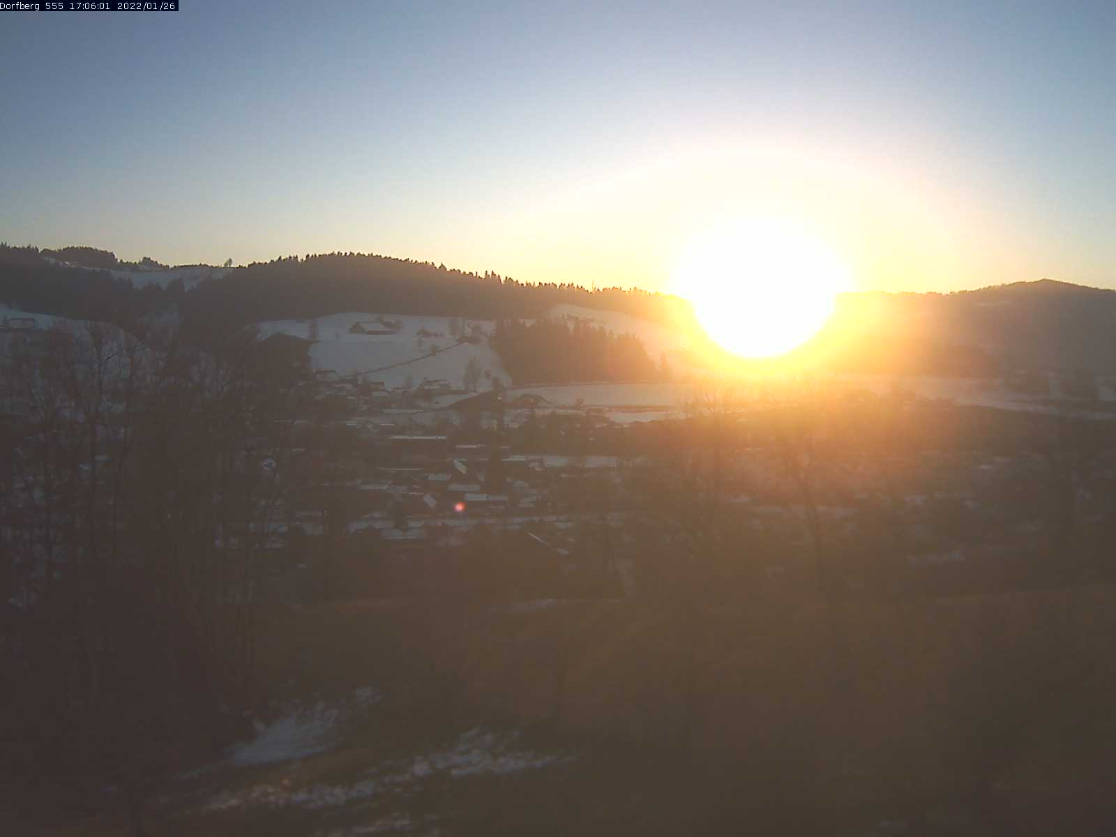 Webcam-Bild: Aussicht vom Dorfberg in Langnau 20220126-170601