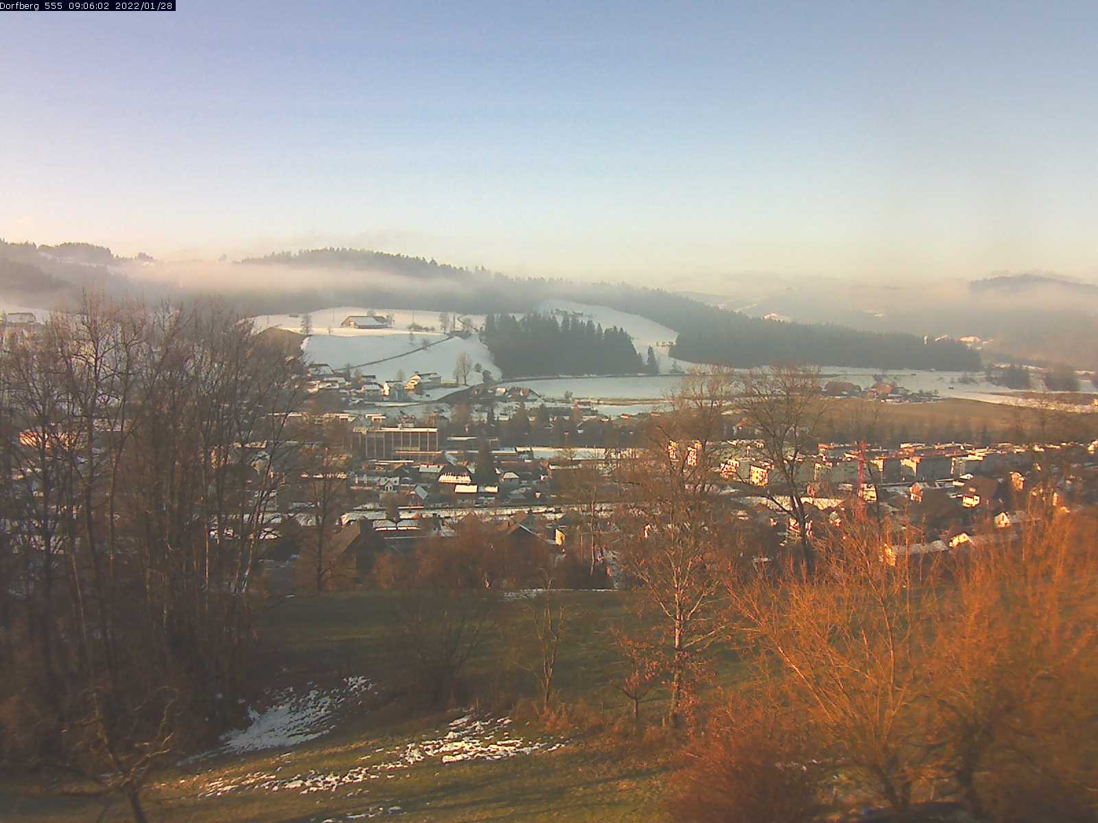 Webcam-Bild: Aussicht vom Dorfberg in Langnau 20220128-090601