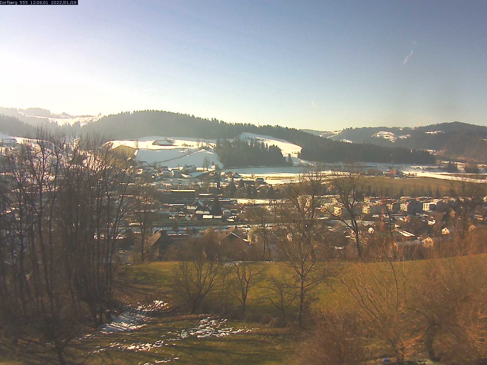 Webcam-Bild: Aussicht vom Dorfberg in Langnau 20220128-120601