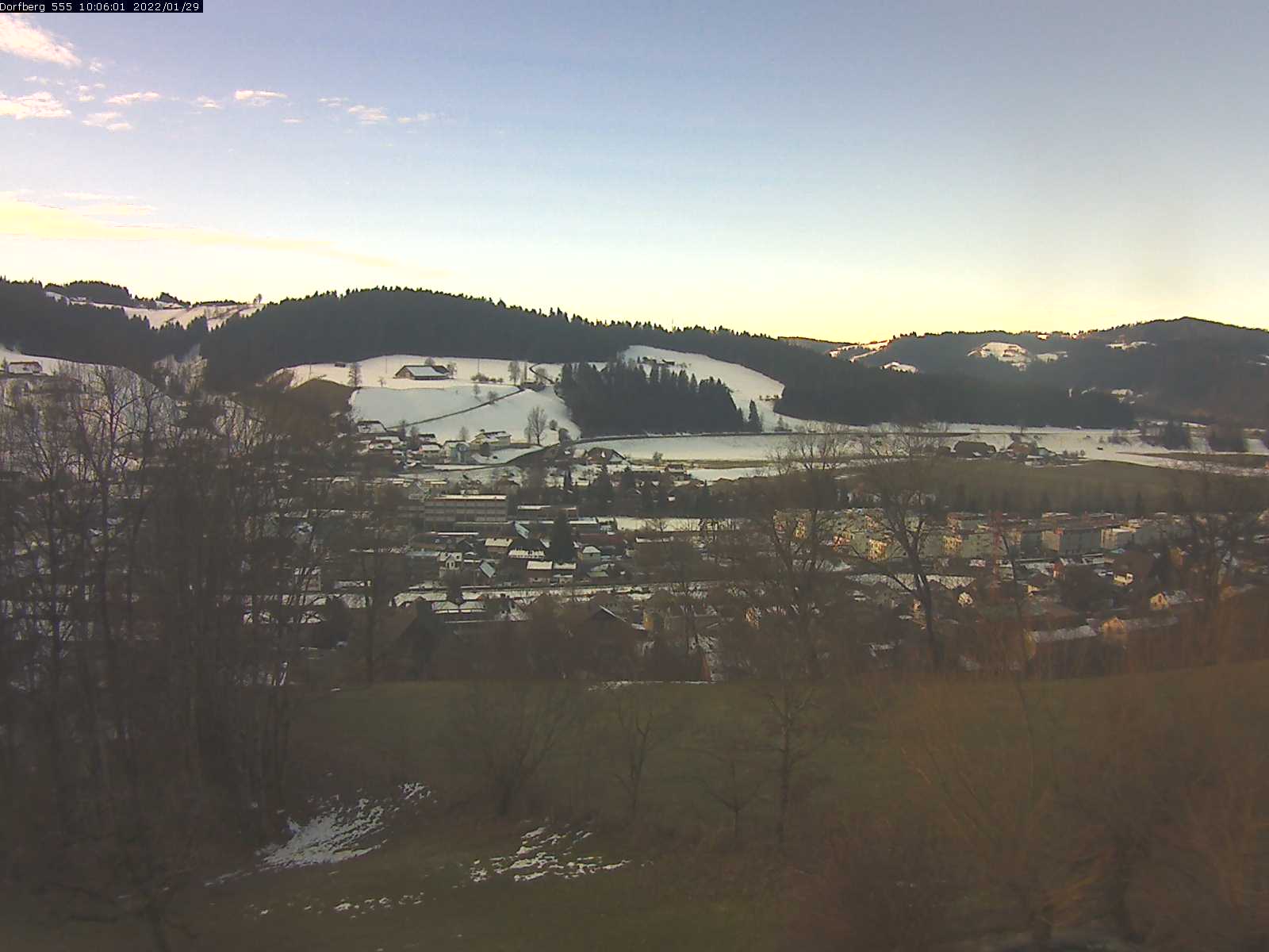 Webcam-Bild: Aussicht vom Dorfberg in Langnau 20220129-100601