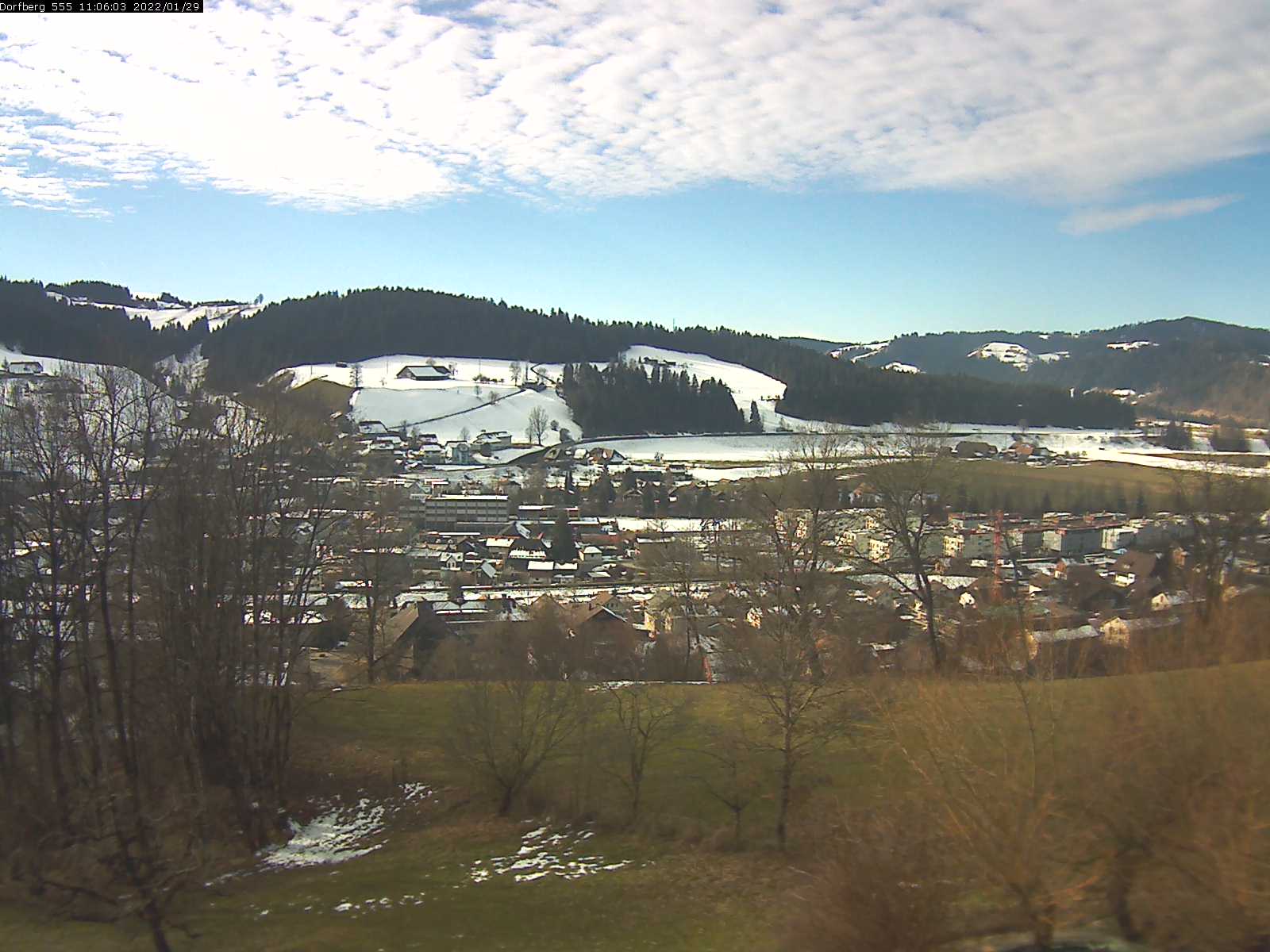 Webcam-Bild: Aussicht vom Dorfberg in Langnau 20220129-110601