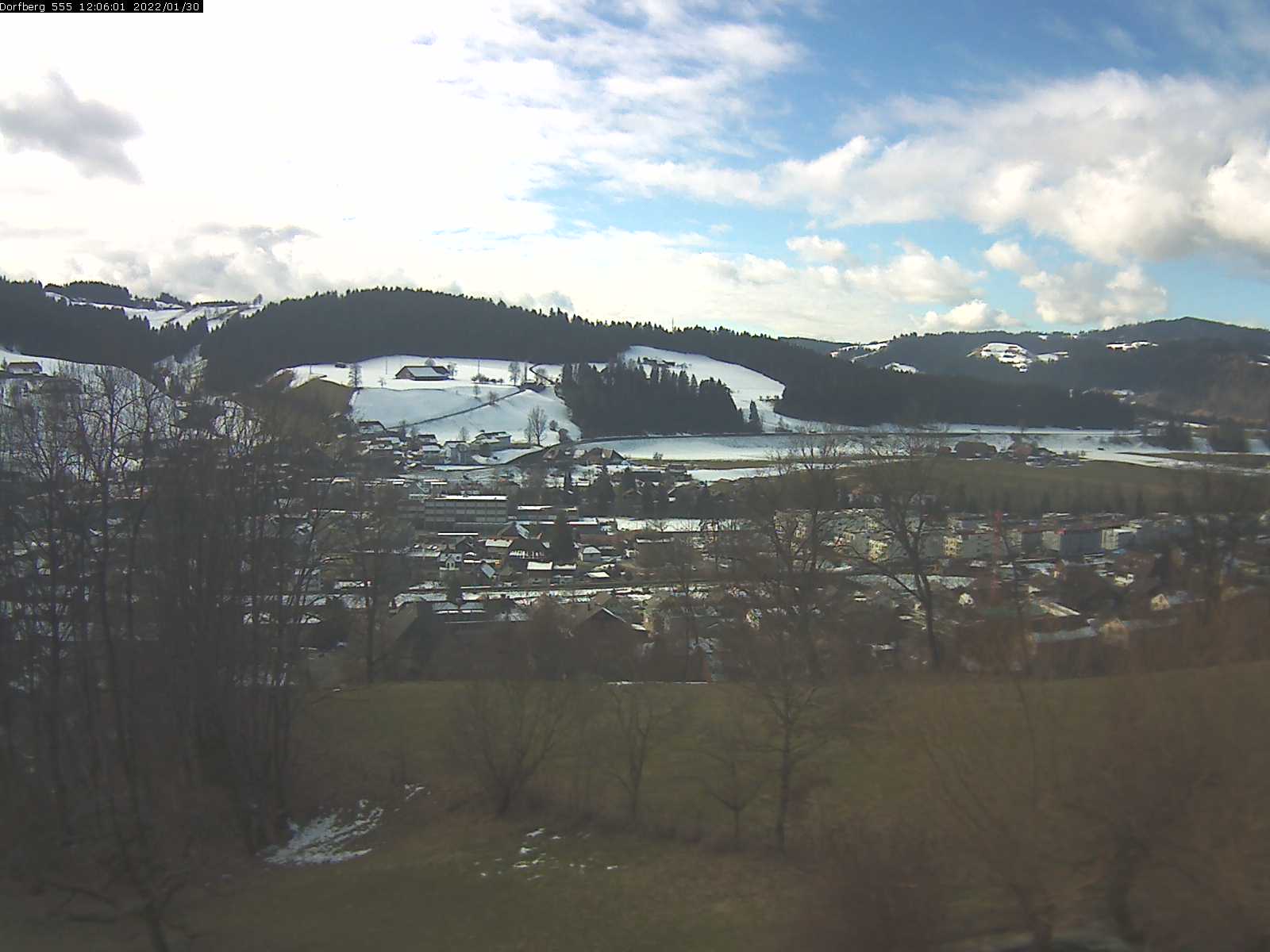 Webcam-Bild: Aussicht vom Dorfberg in Langnau 20220130-120601